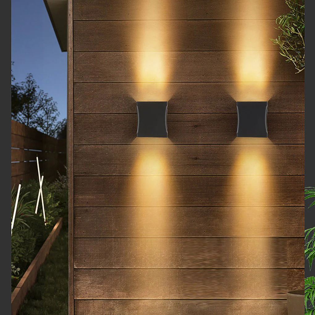 Lillin Classic Modern LED Outdoor Wall Sconce