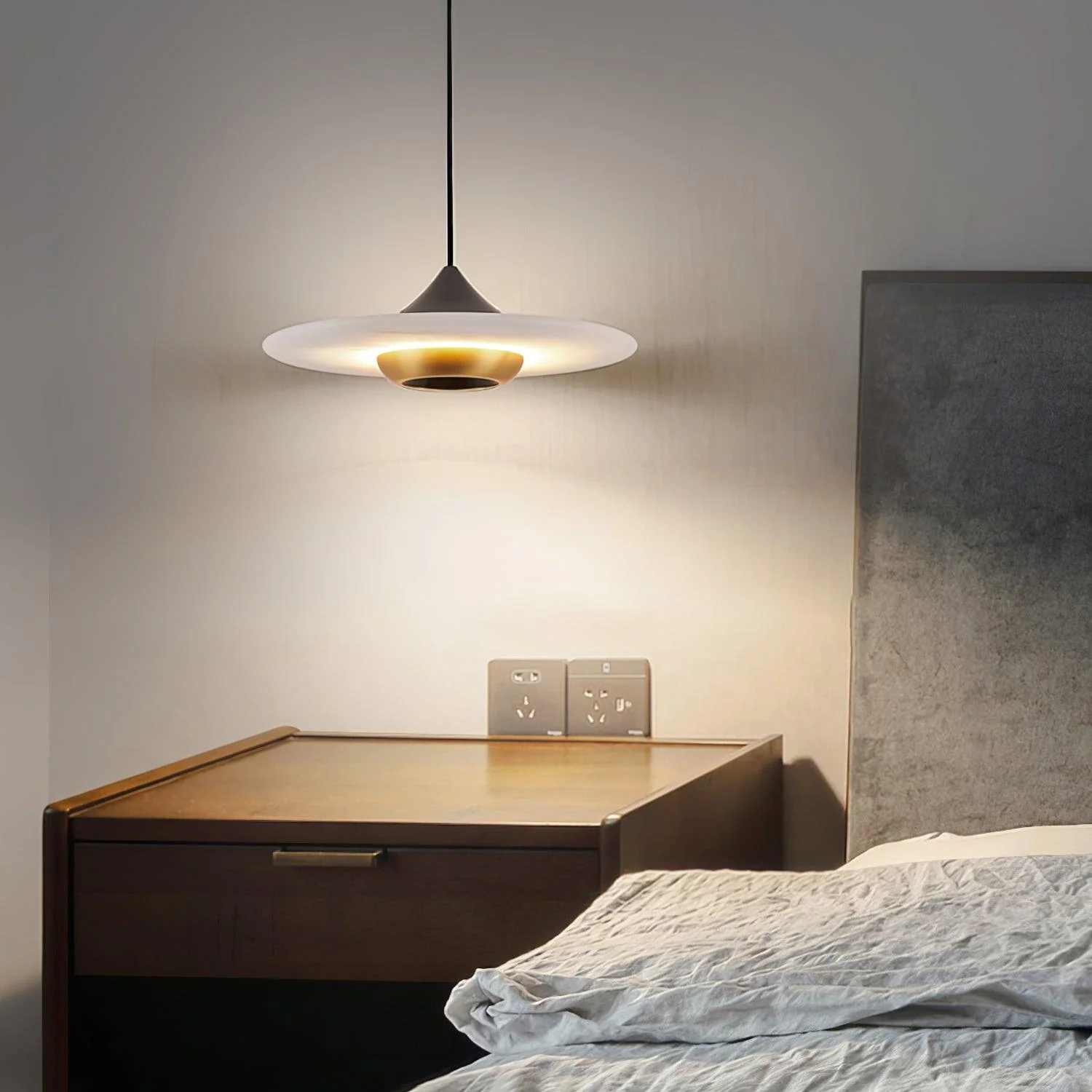 Liorice Marble Cozy Pendant Lamp - Image 10