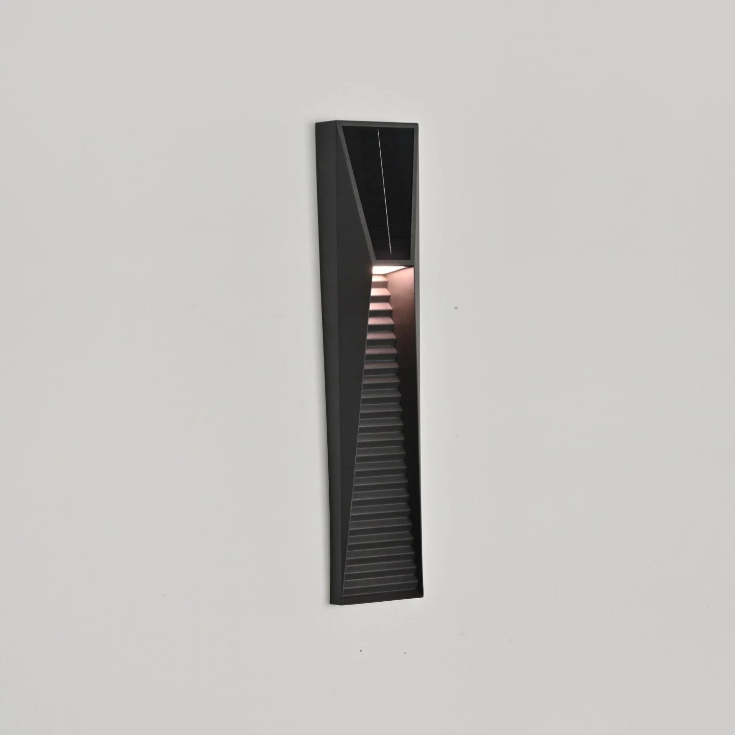Luca Minimalist Outdoor Light - Image 6