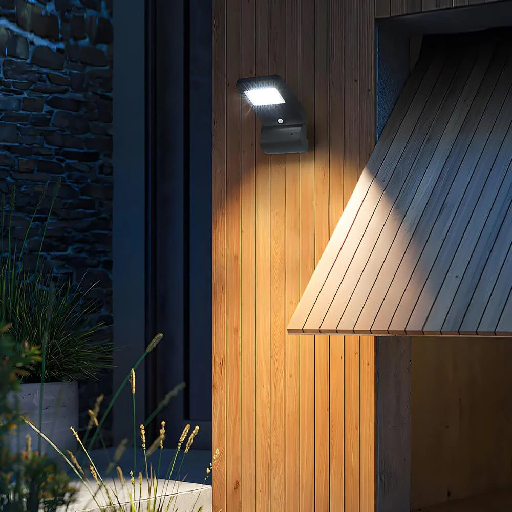 Luciay Classic LED Solar PC Lens Outdoor Wall Lights
