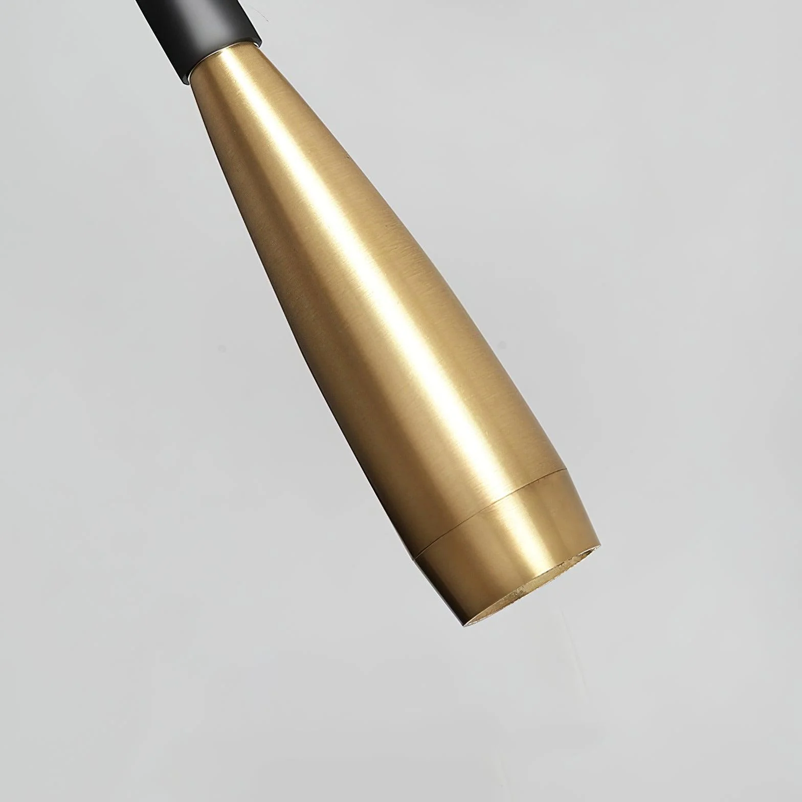 Lumise Contemporary Wall Lamp - Image 3