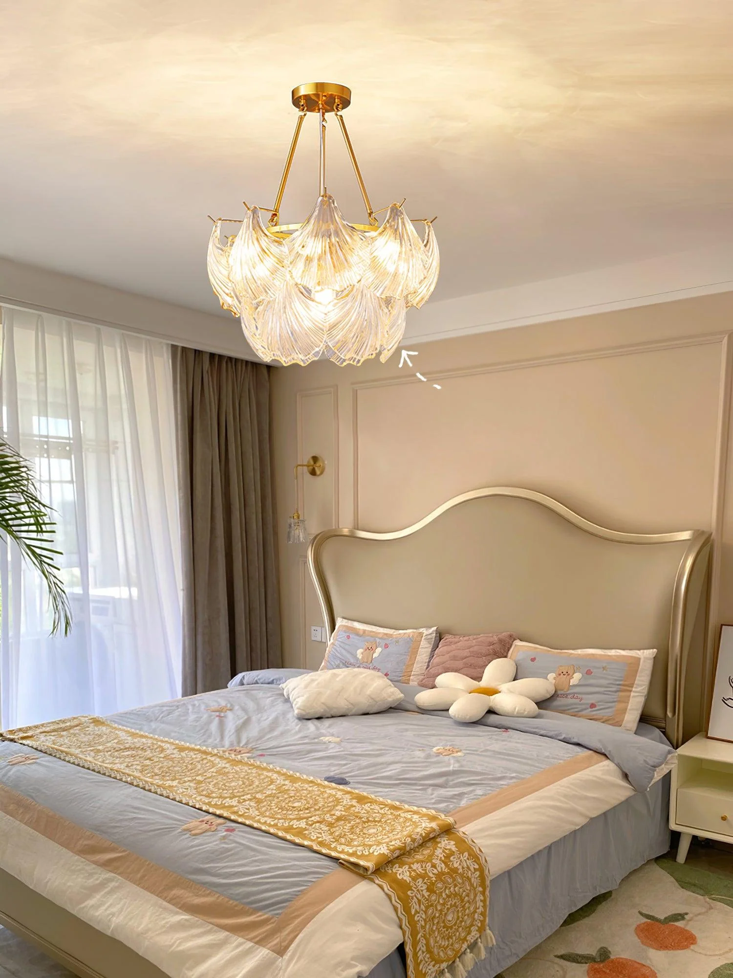 Lustra Ceiling Light Ribbed Shell Glass Gold - Image 11