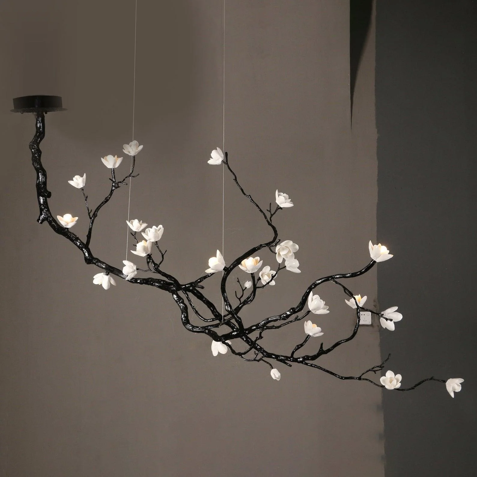 Lustra Chandelier Ceramic Flower Black Branch - Image 6