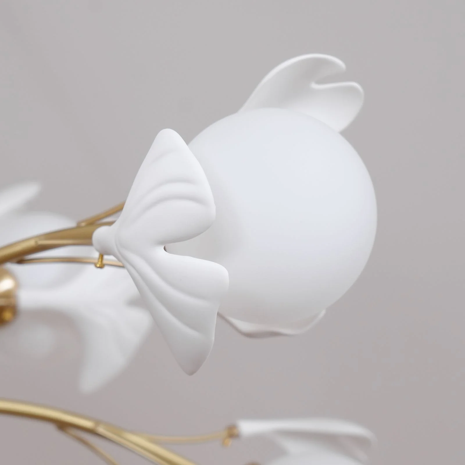 Lustra Chandelier Ginkgo Leaf Brass Ceramic Glass - Image 7