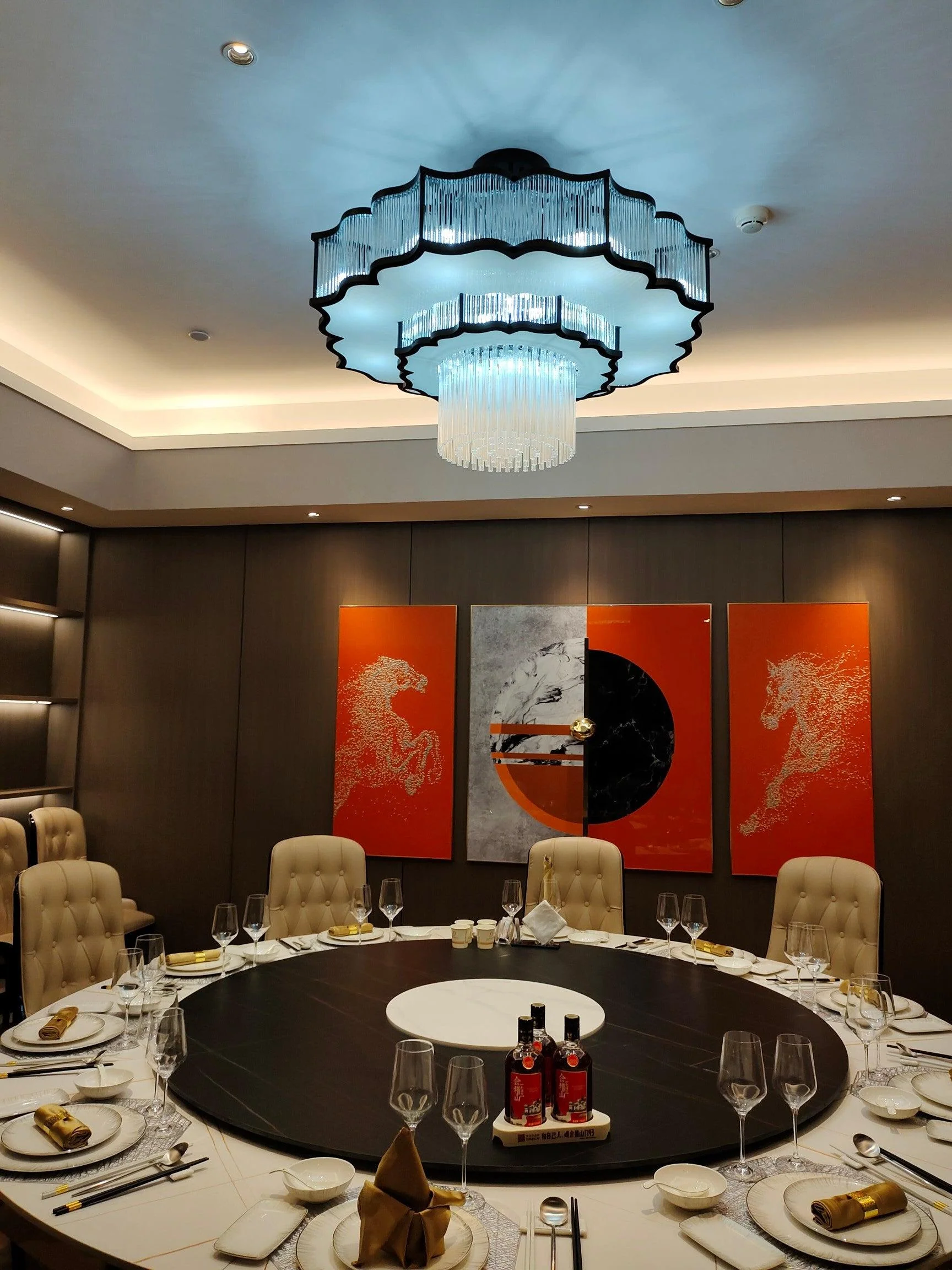 Lustra Chandelier Gold Black Glass - Image 9