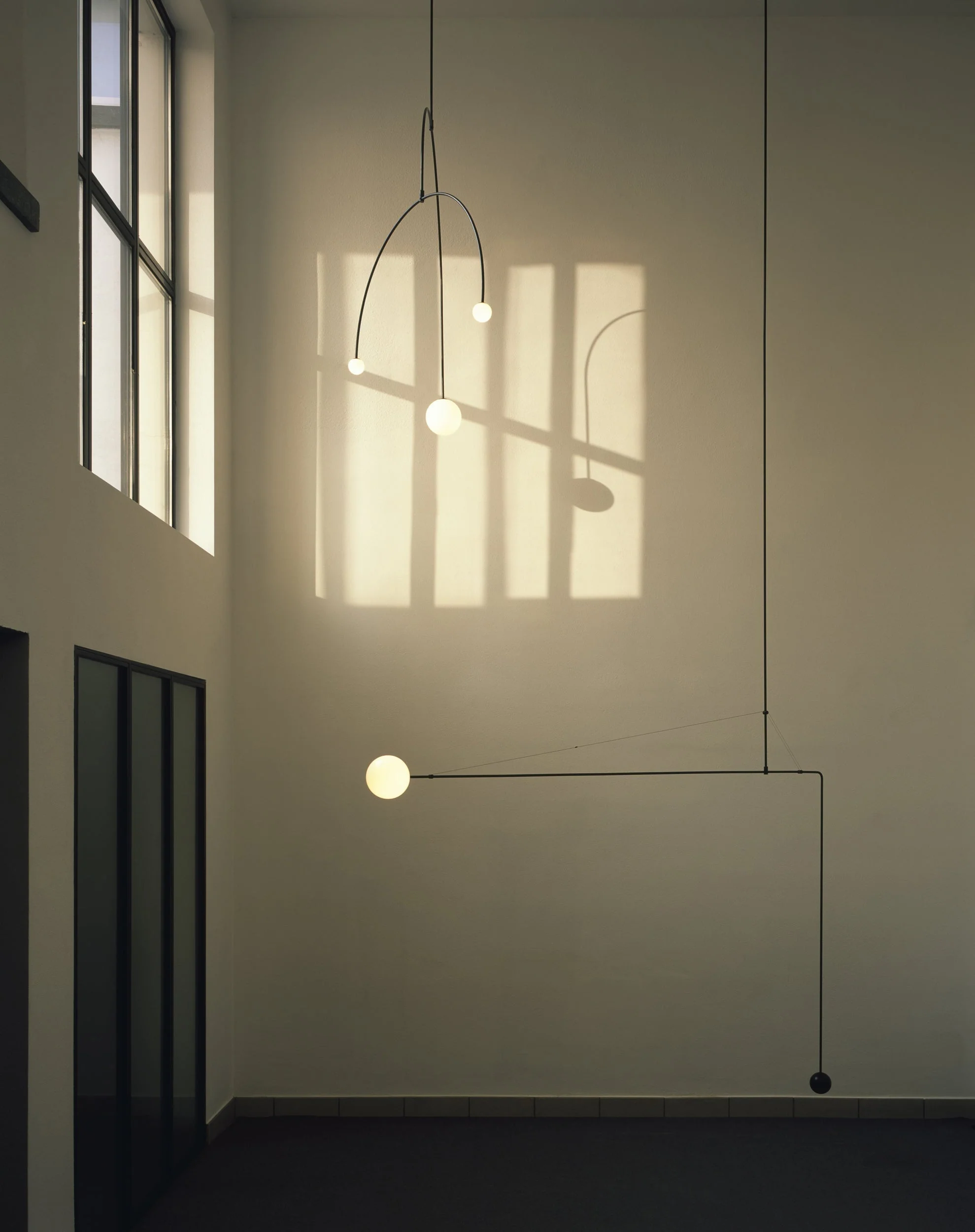 Lustra Chandelier Mobile Black Minimalist - Image 174
