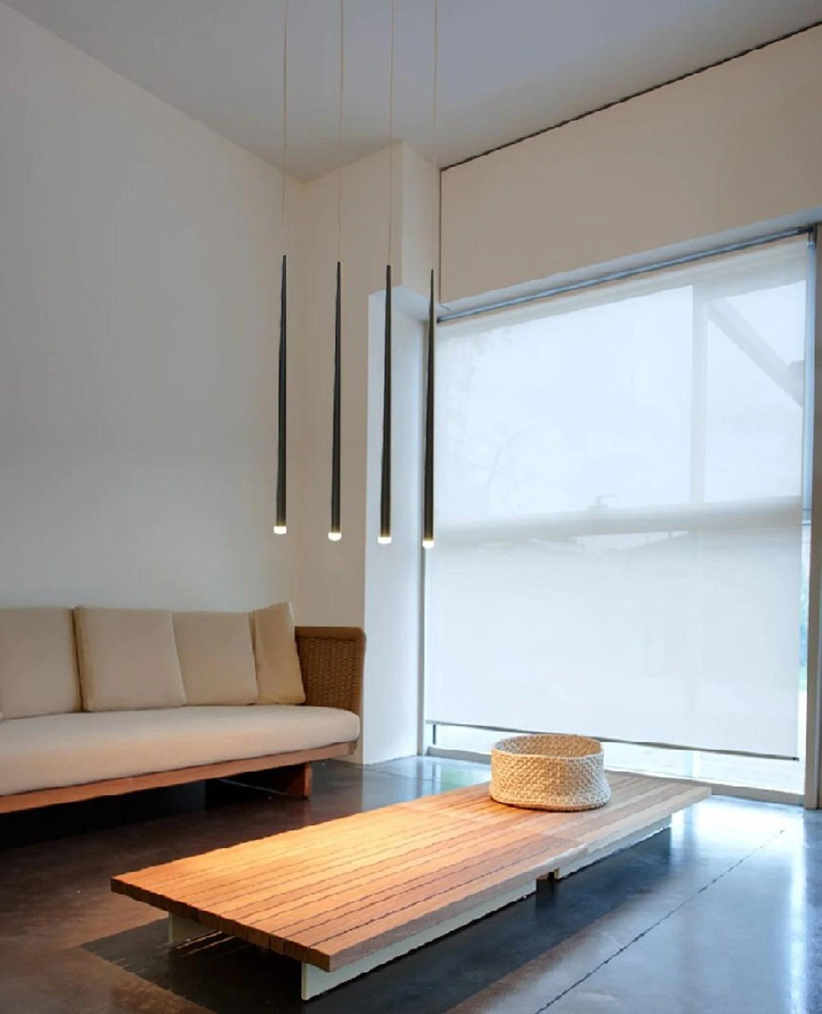Lustra Chandelier Slender Black Minimalist - Image 3