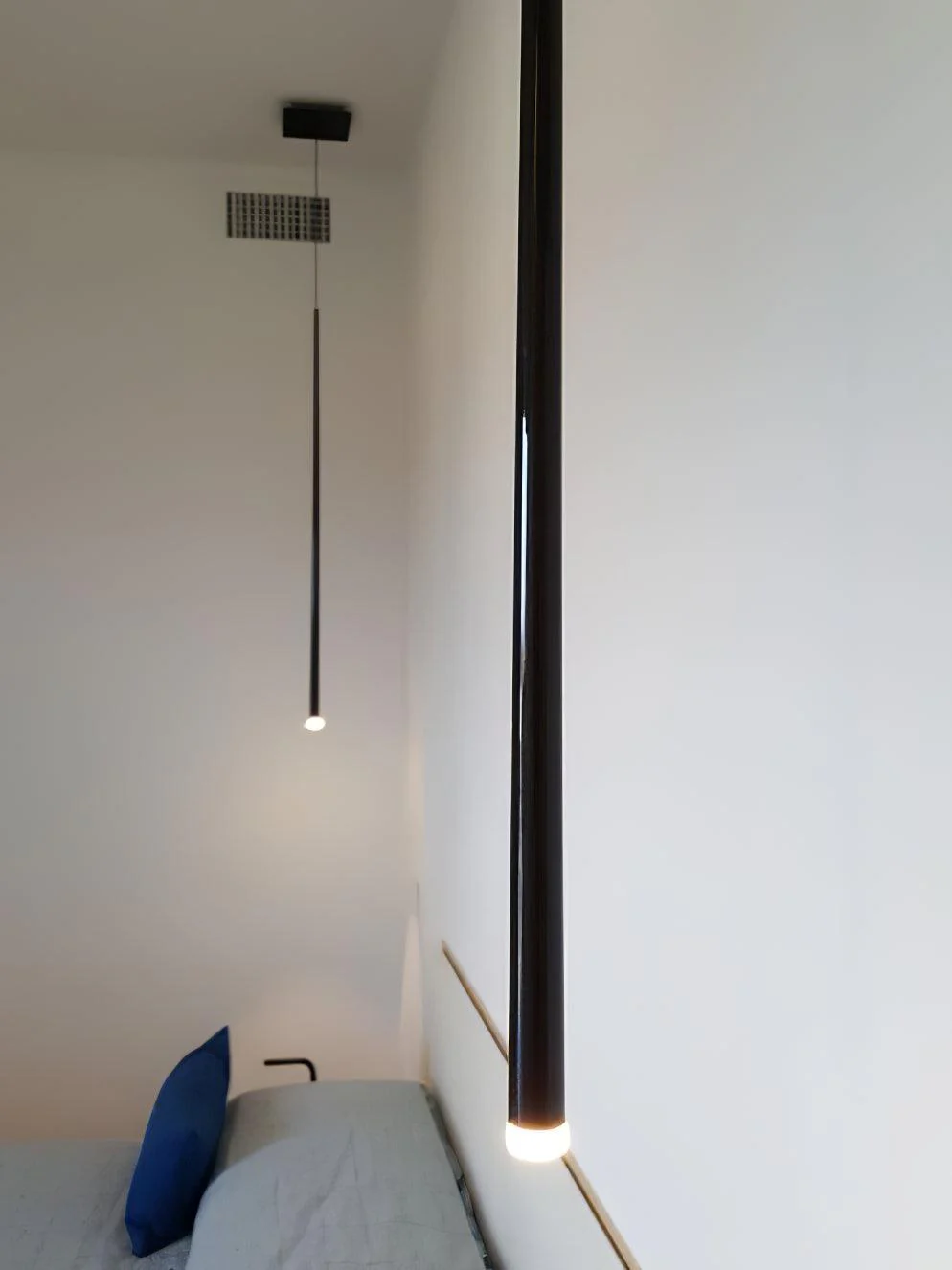 Lustra Chandelier Slender Black Minimalist - Image 65