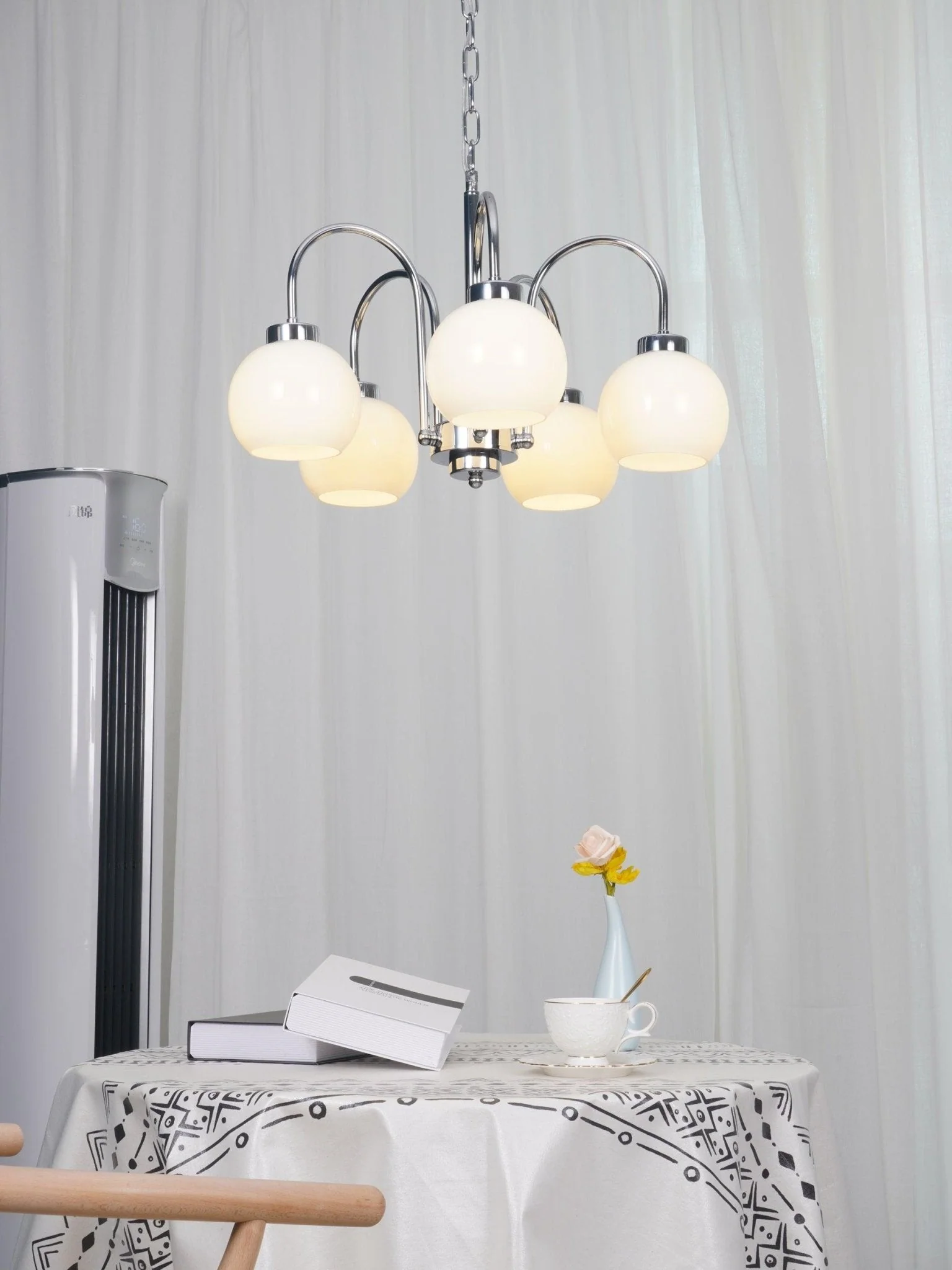 Lustra Chandelier Yellow Glass Globes - Image 15