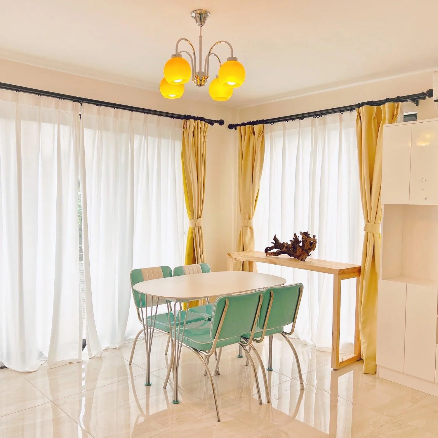 Lustra Chandelier Yellow Glass Globes - Image 27