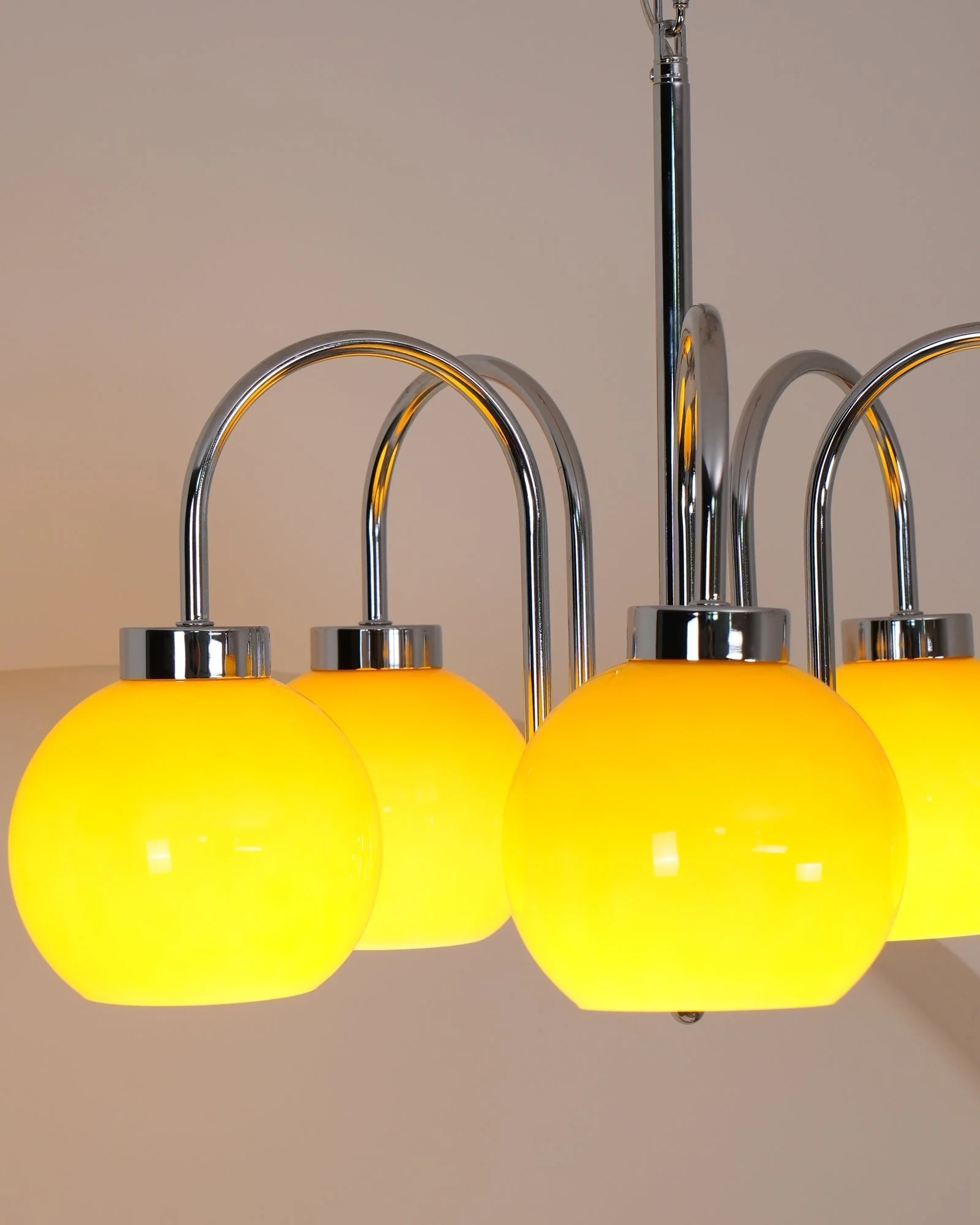 Lustra Chandelier Yellow Glass Globes - Image 58
