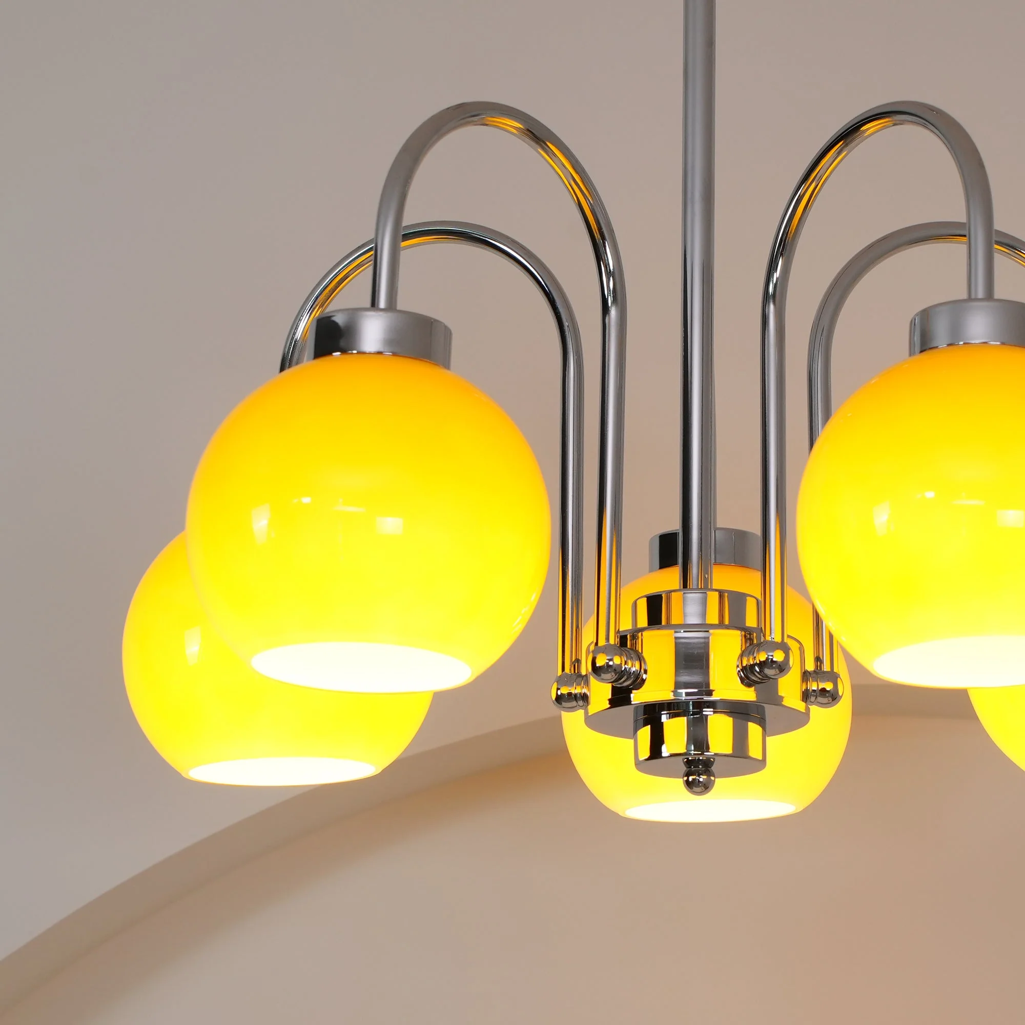 Lustra Chandelier Yellow Glass Globes - Image 68