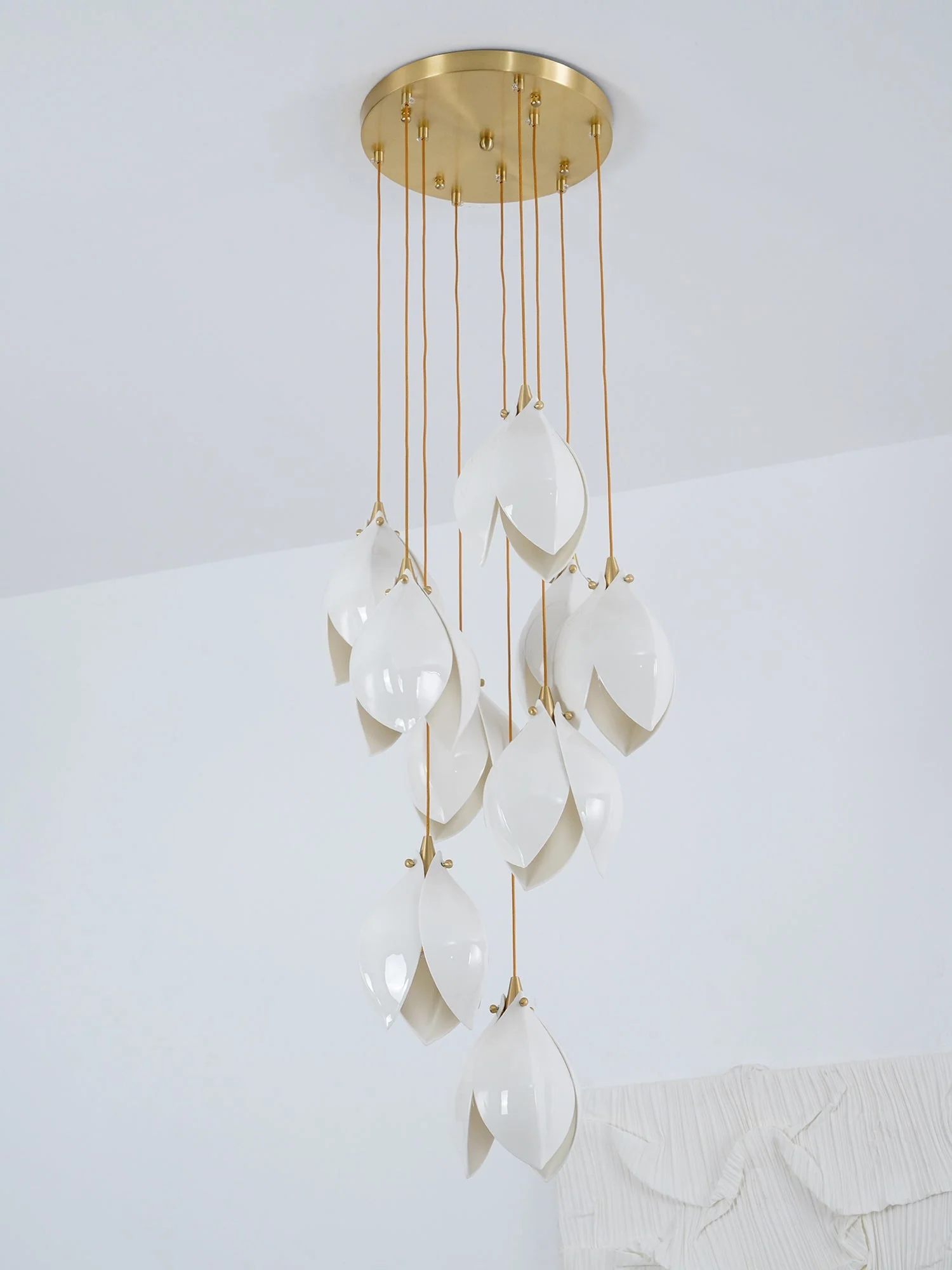 Lustra Pendant Lamp White Floral Ceramic - Image 34