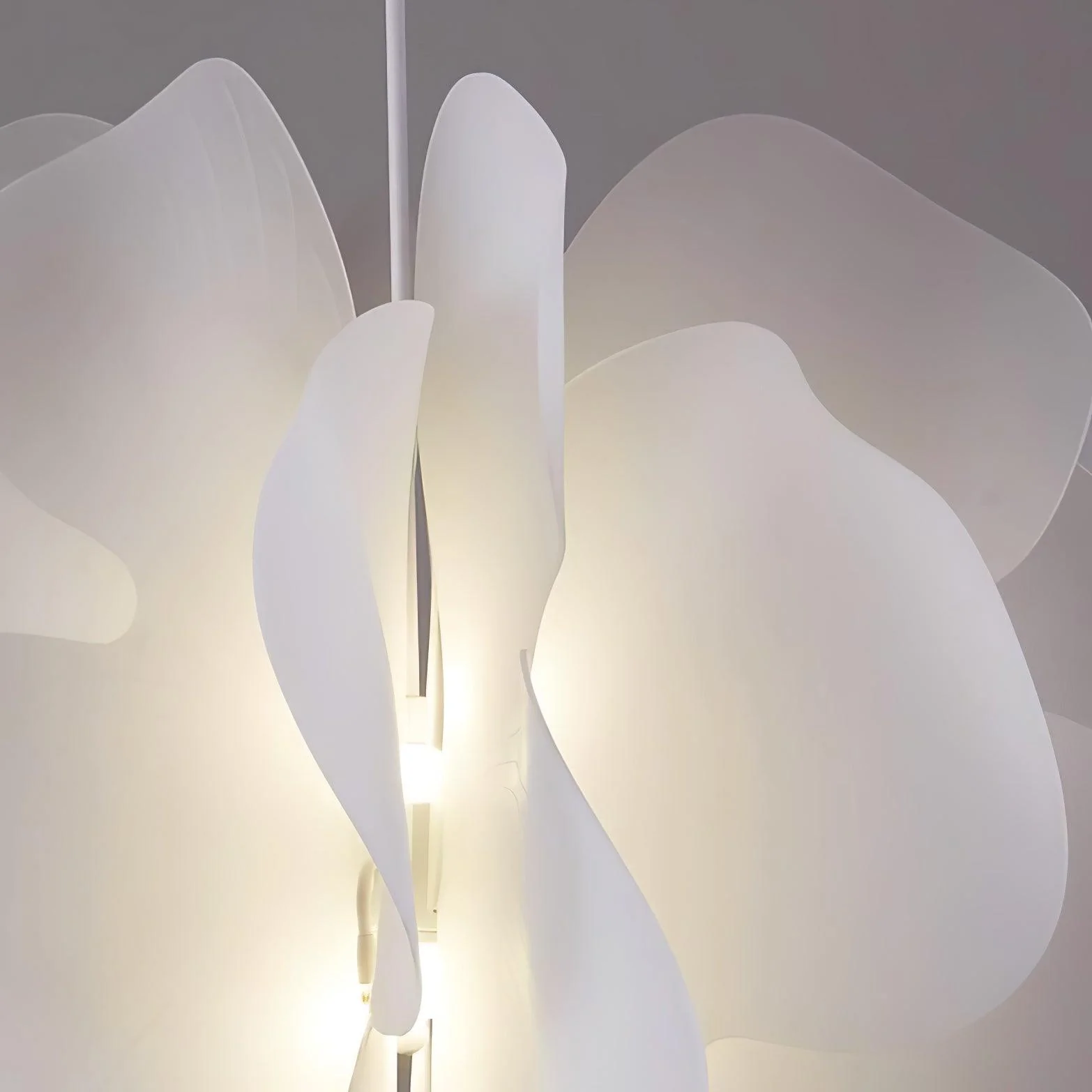 Lustra Pendant Light Plastic Floral - Image 14