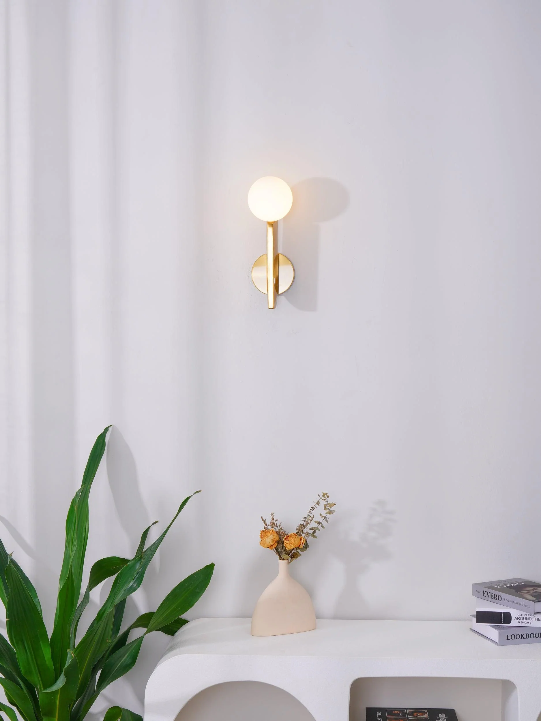 Lustra Wall Lamp Glass Globe Sculptural - Image 19