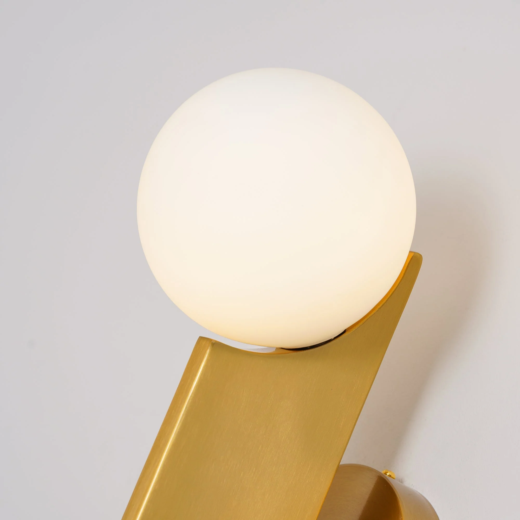 Lustra Wall Lamp Glass Globe Sculptural - Image 25