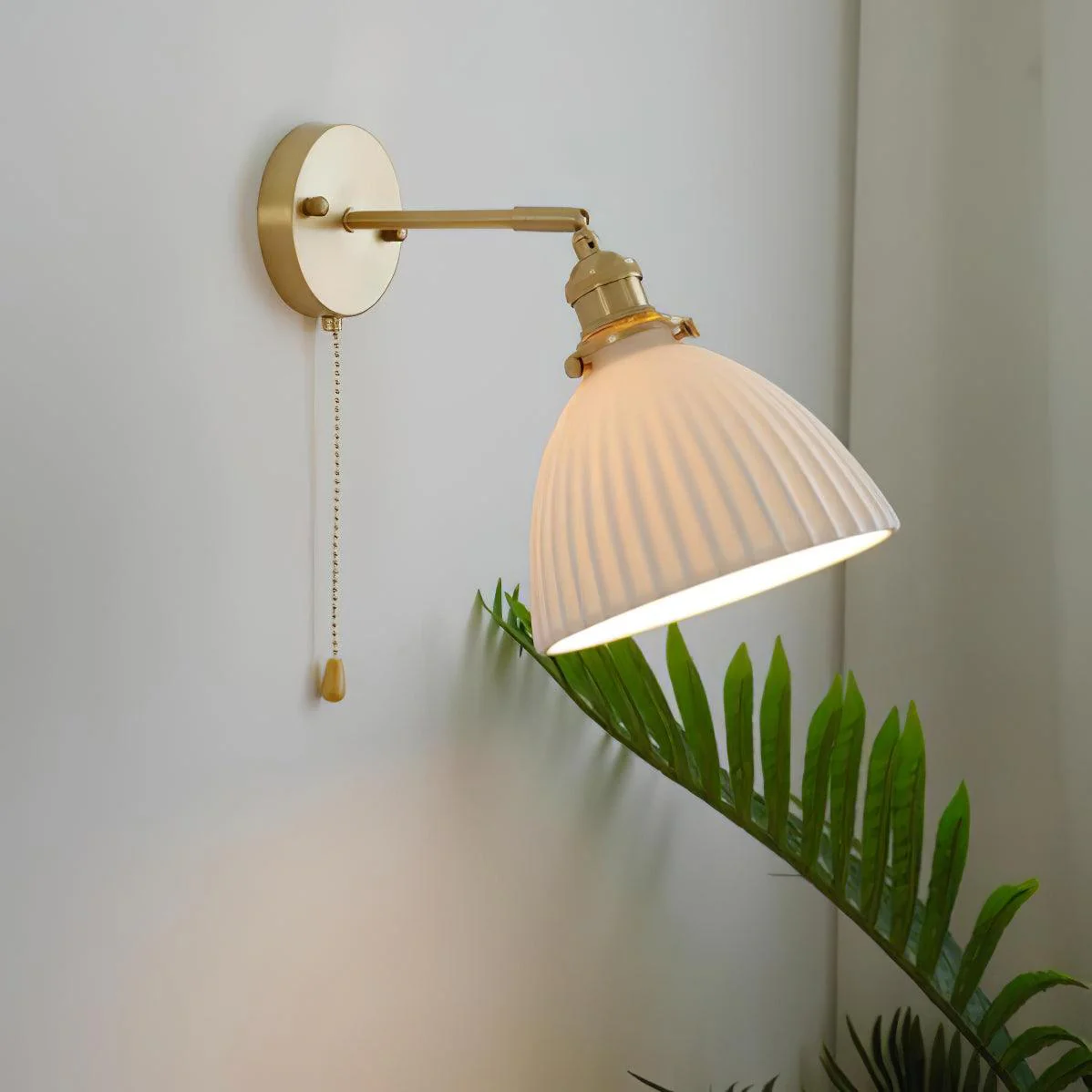 Lustra Wall Lamp Pleated Ceramic Brass - Image 19