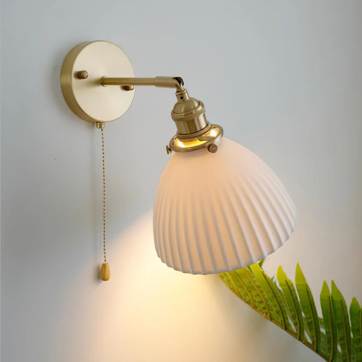 Lustra Wall Lamp Pleated Ceramic Brass - Image 22