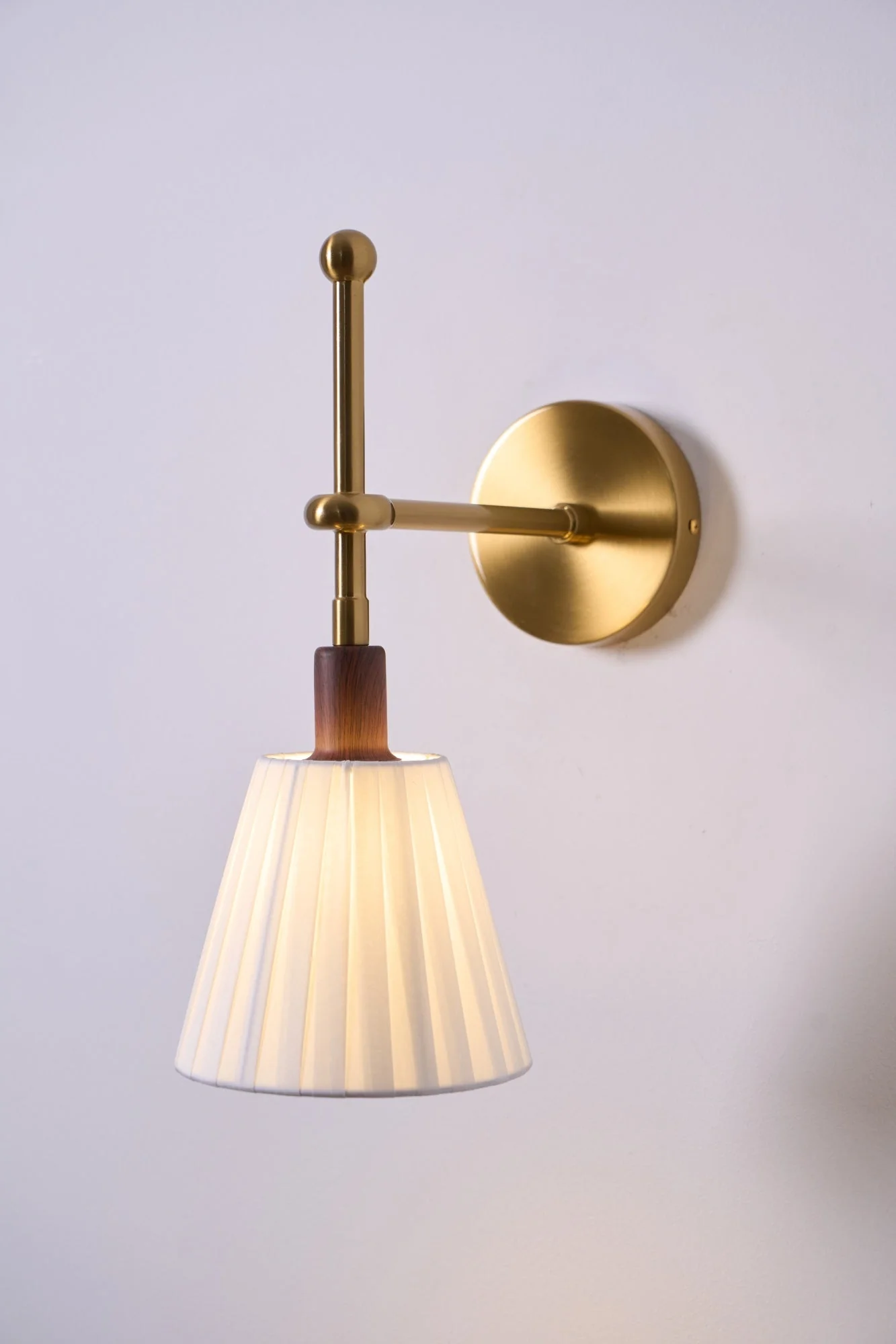Lustra Wall Lamp Pleated Fabric Brass - Image 14