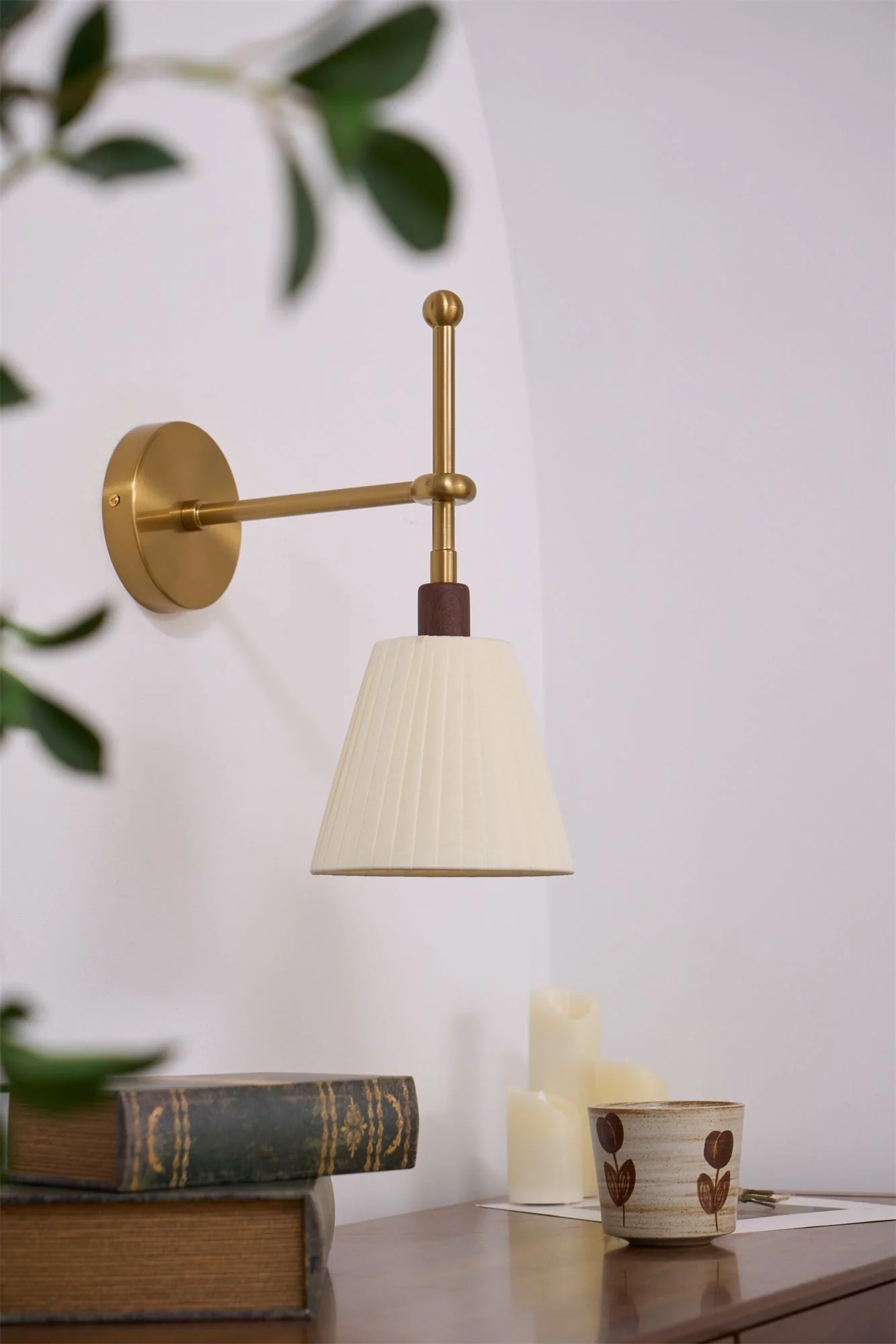 Lustra Wall Lamp Pleated Fabric Brass - Image 38
