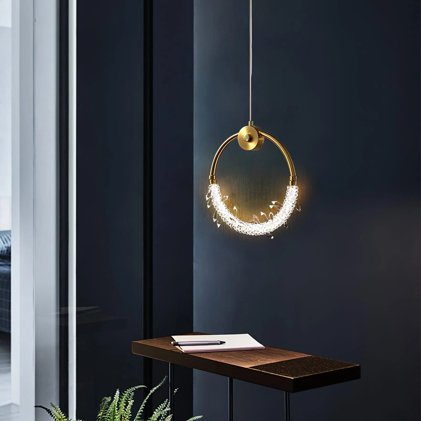 Lustre Elegant Crystal Pendant Light - Image 4