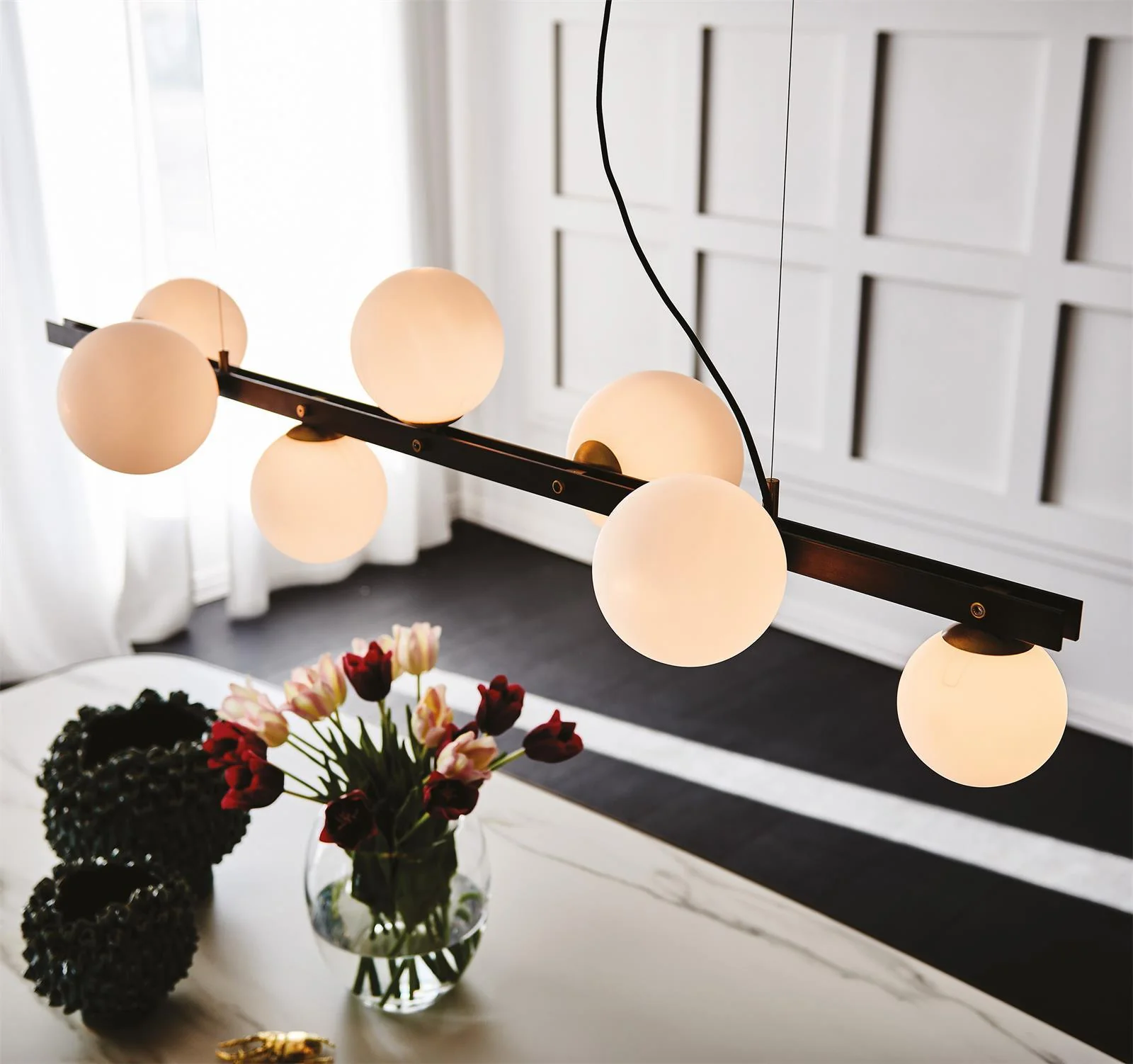 Lyra Modern Glass Pendant Lamp - Image 5