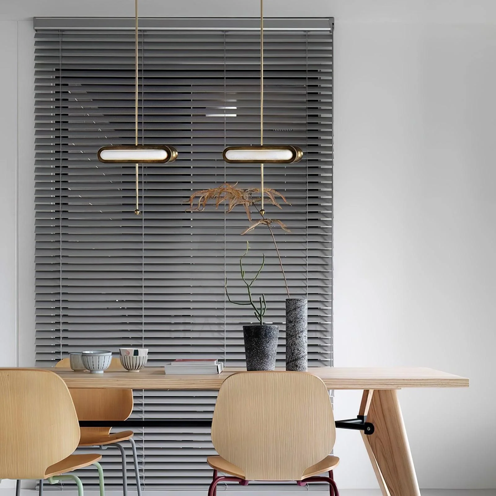 Lyvinaris Geometric Brass Linear Pendant Light - Image 9