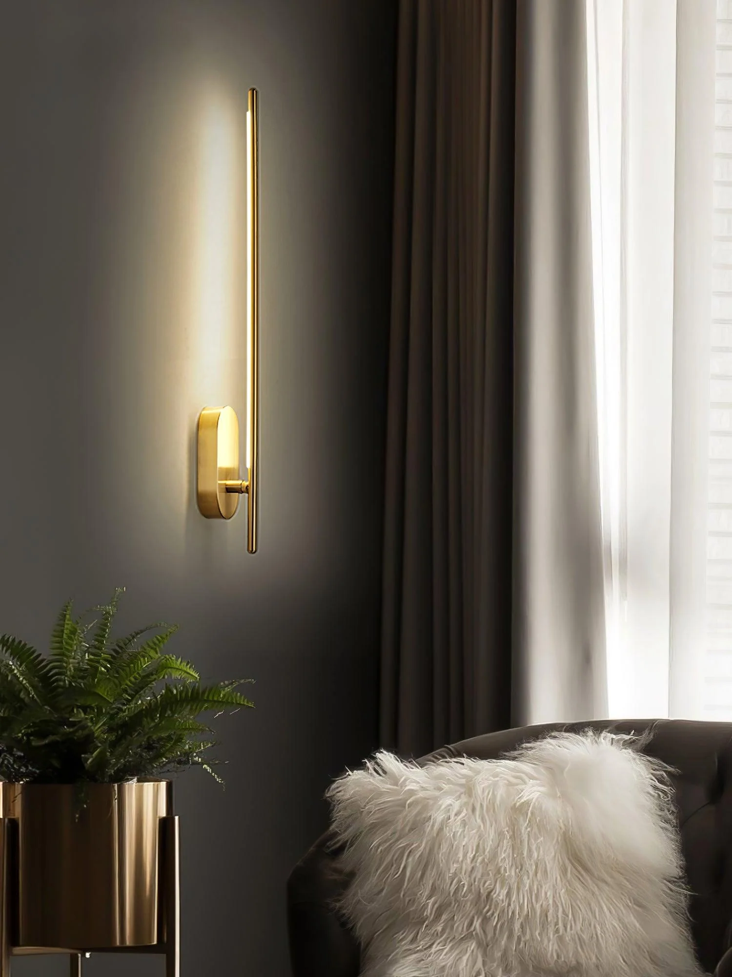 Marissa Stick Shaped Brass Sconce Wall lamp - Image 12