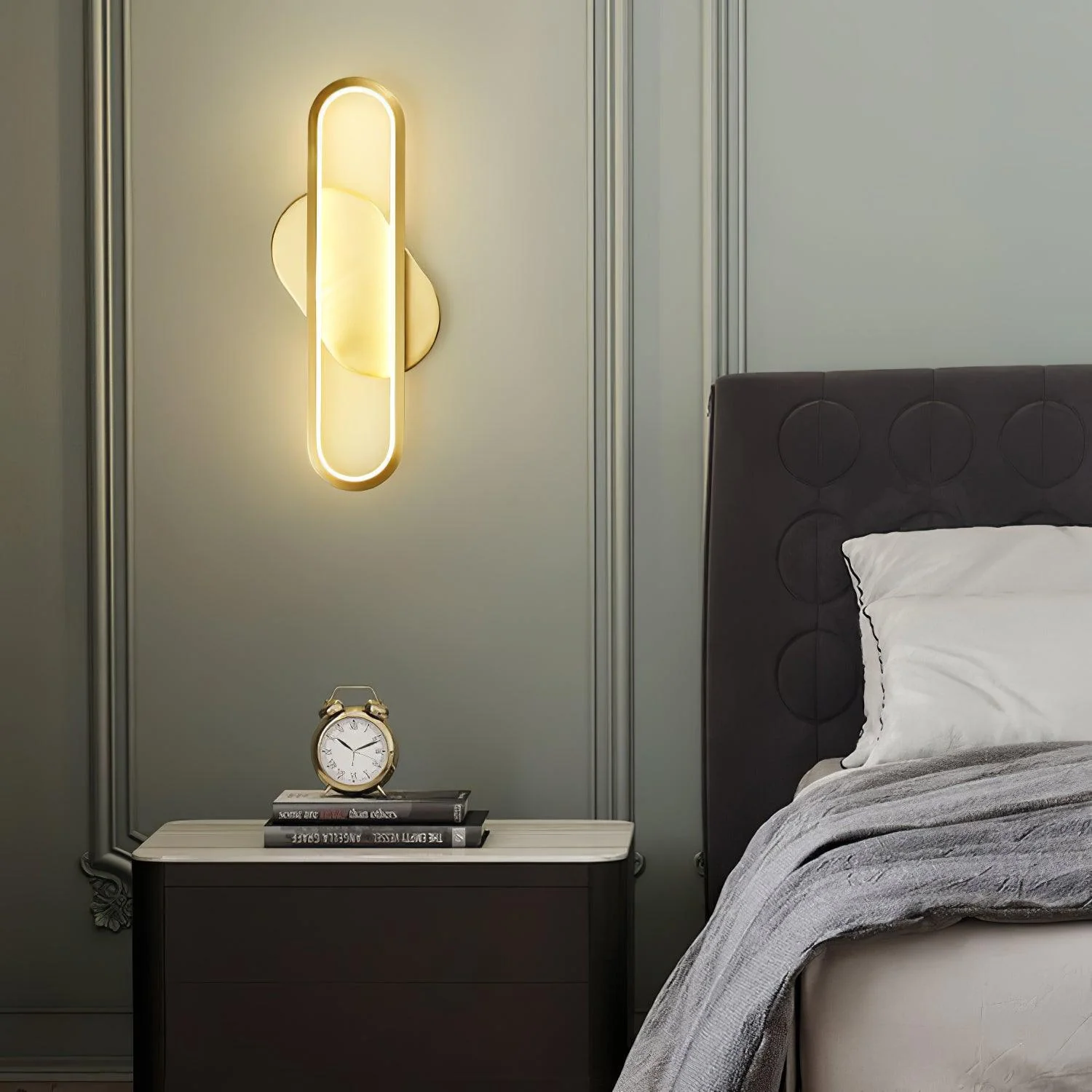 Mirage Classic Long Ova Brass Wall Lamp - Image 10