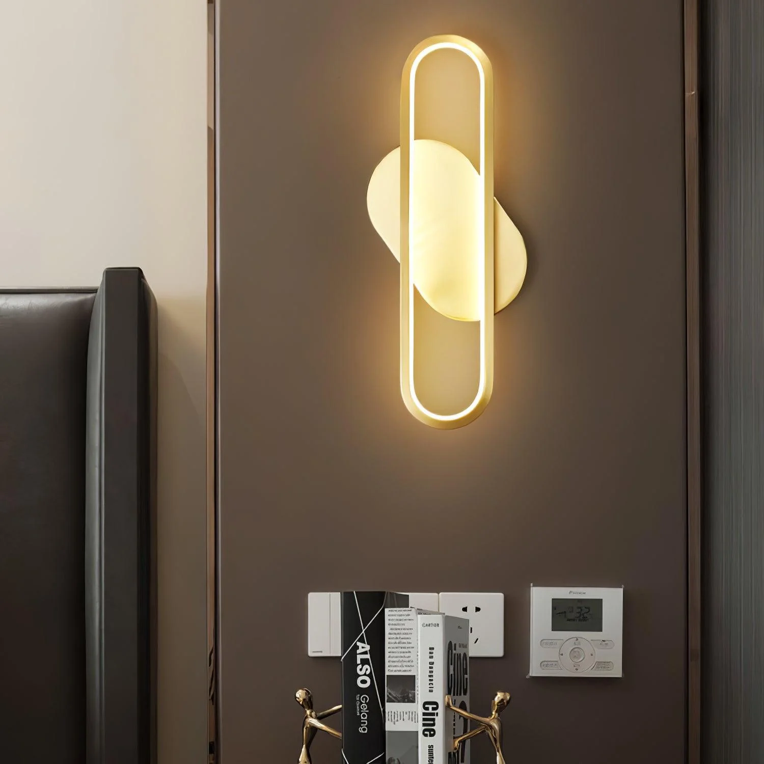 Mirage Classic Long Ova Brass Wall Lamp - Image 18