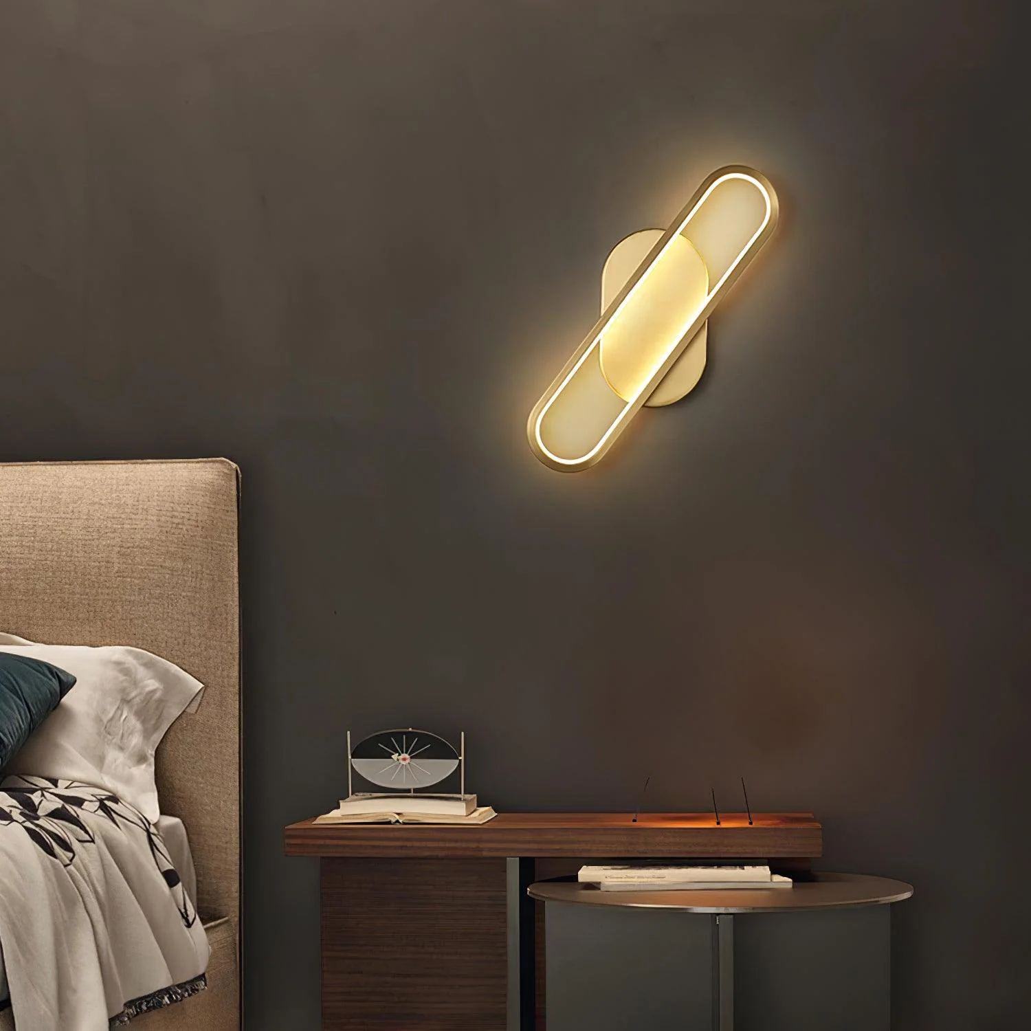 Mirage Classic Long Ova Brass Wall Lamp - Image 40