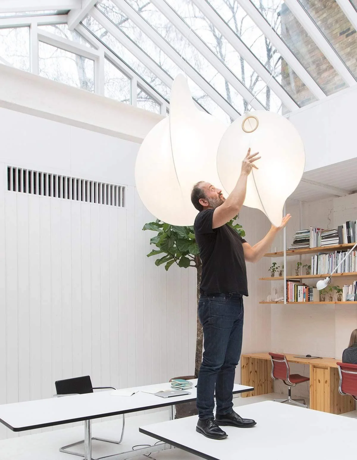 Mirelian Steel Artistic Pendant Lamp - Image 11
