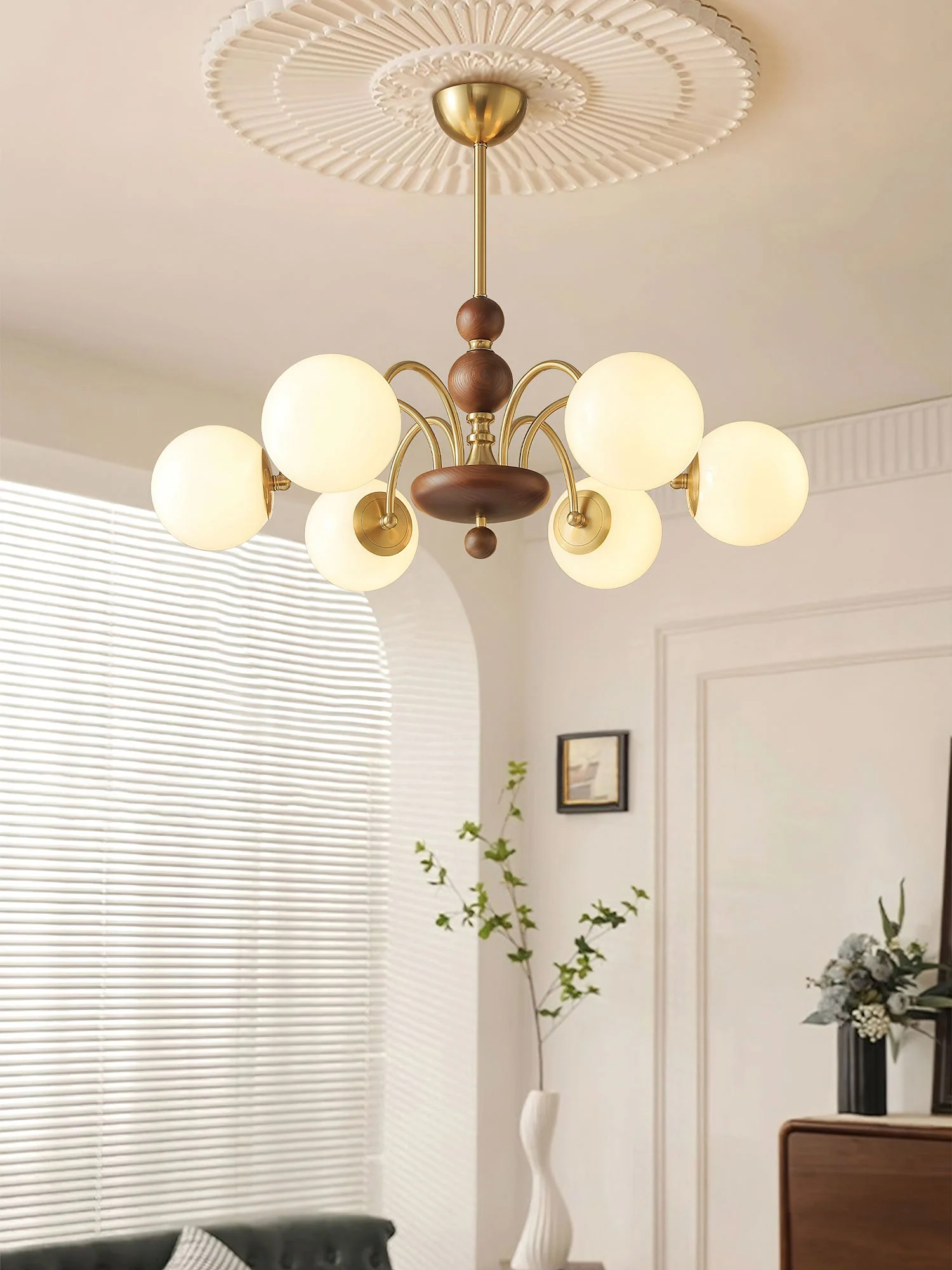 Naomi Luxury Chandelier - Image 13