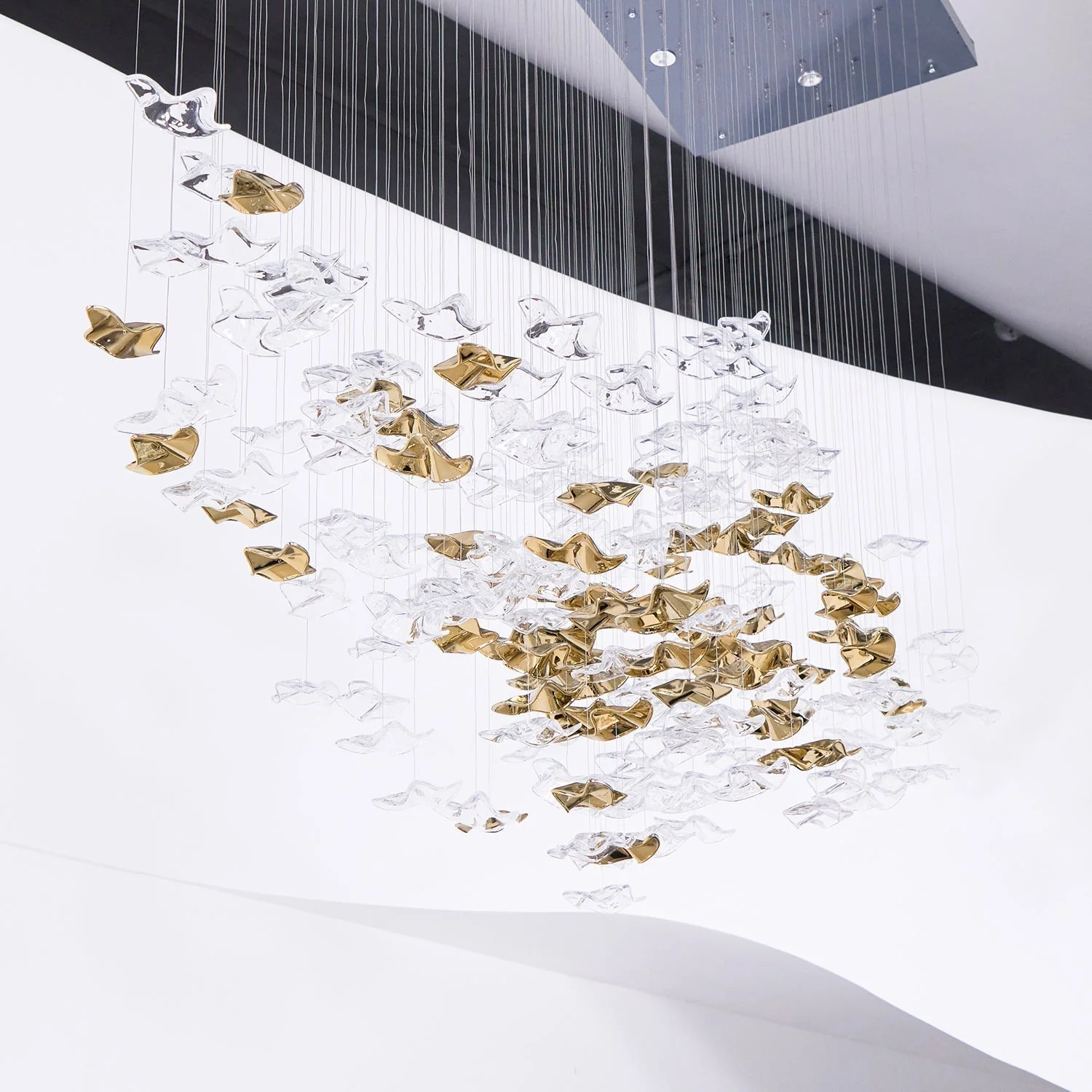 Nephele Crystal Leaf Chandelier - Image 41