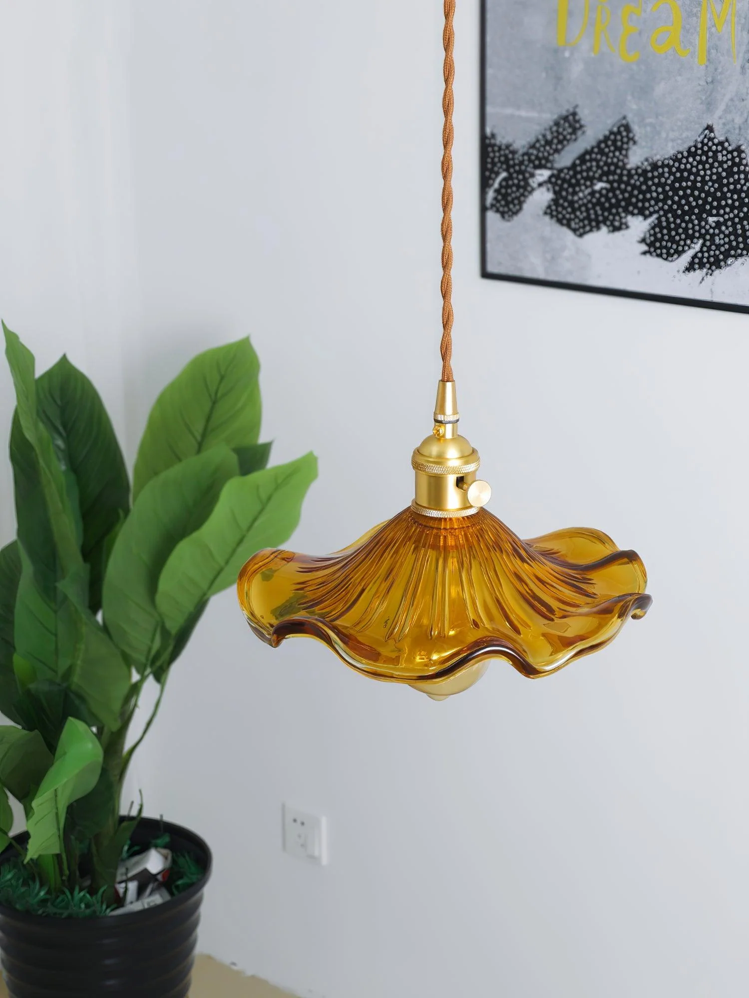 Nerisse Brass & Glass Vintage Pendant Light - Image 18