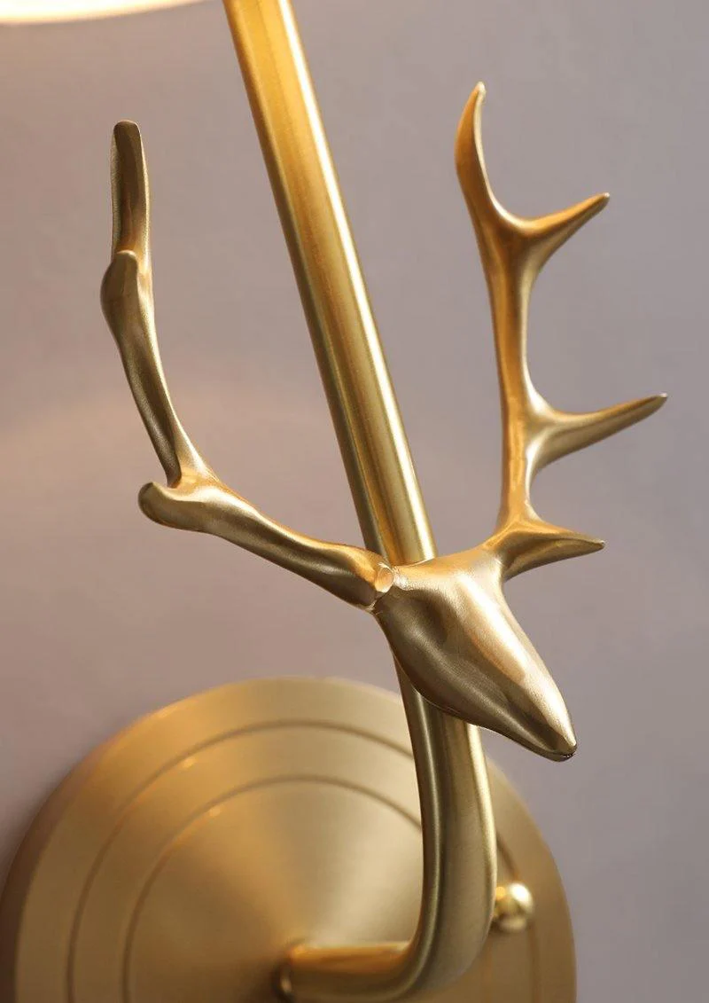 Noble Elegance Deer Head Brass Wall Light - Image 14
