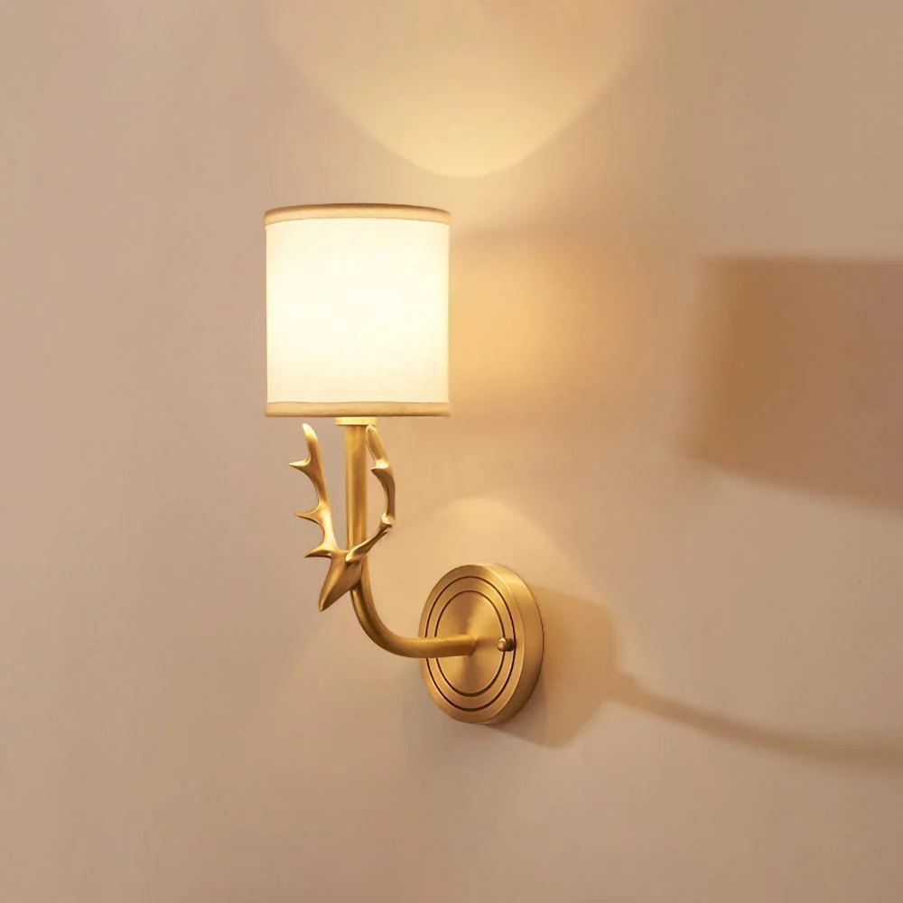 Noble Elegance Deer Head Brass Wall Light - Image 23