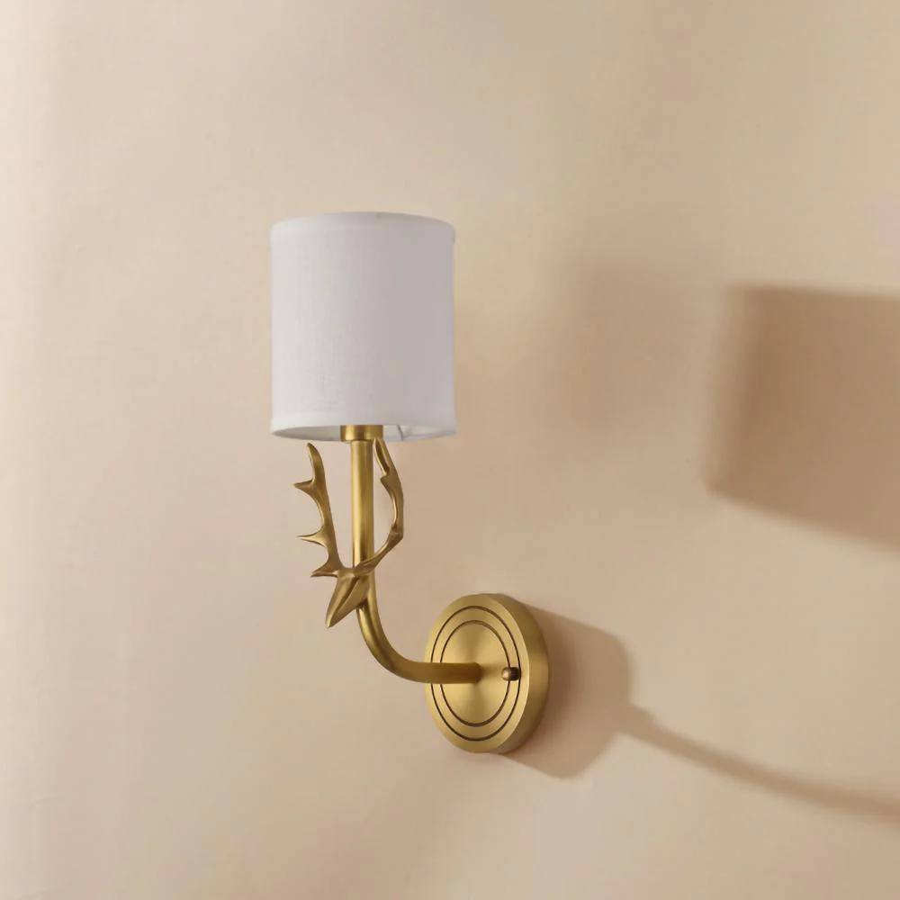 Noble Elegance Deer Head Brass Wall Light - Image 5