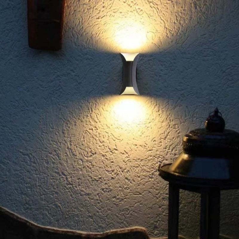Noxel Curved Outdoor Wall Mounted Led Lamp - Image 5
