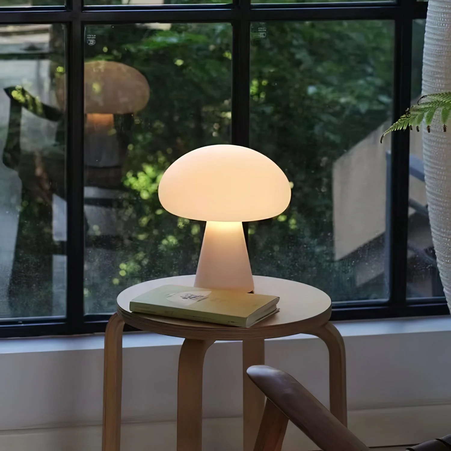 Obello Modern Glass Table Lamp - Image 18