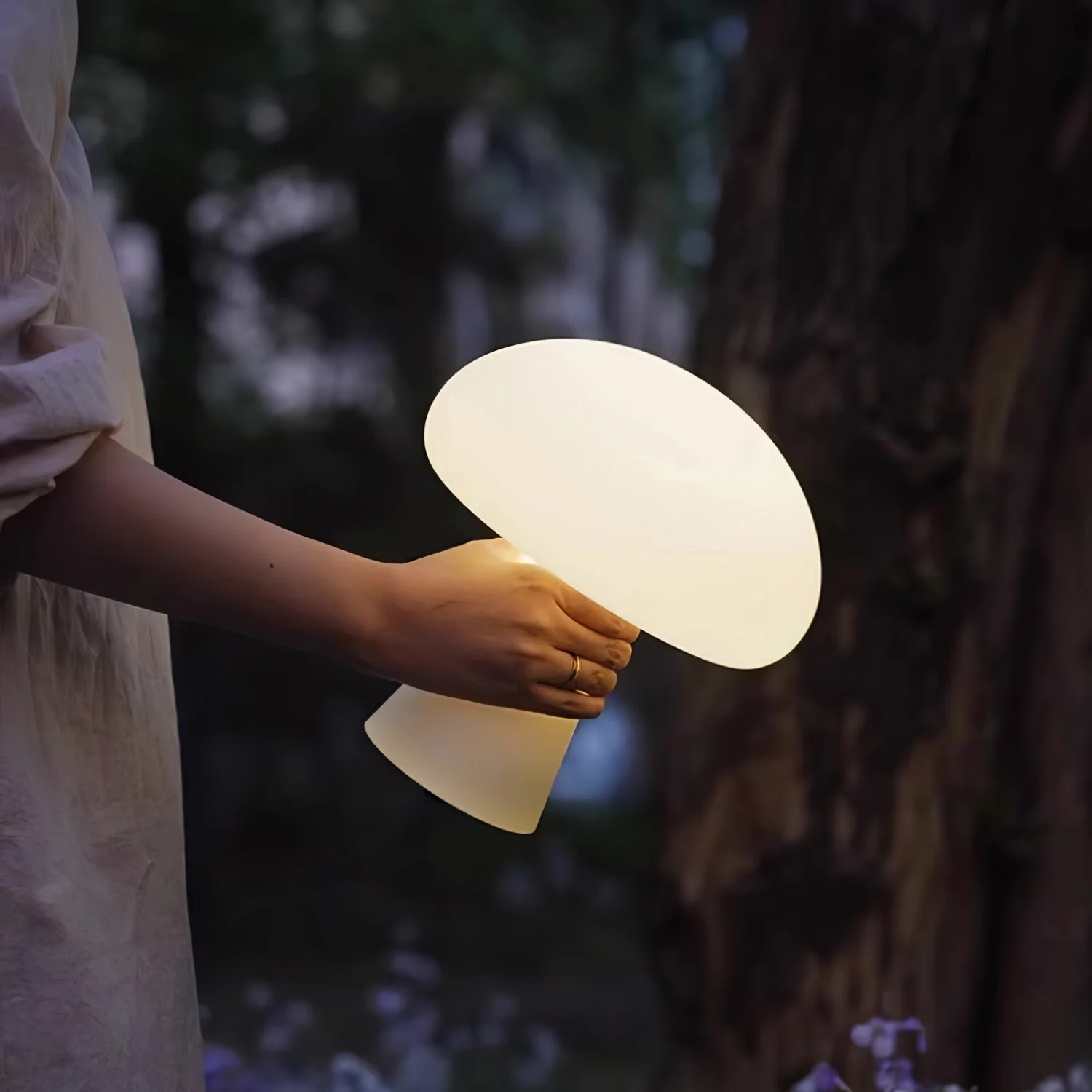 Obello Modern Glass Table Lamp - Image 3
