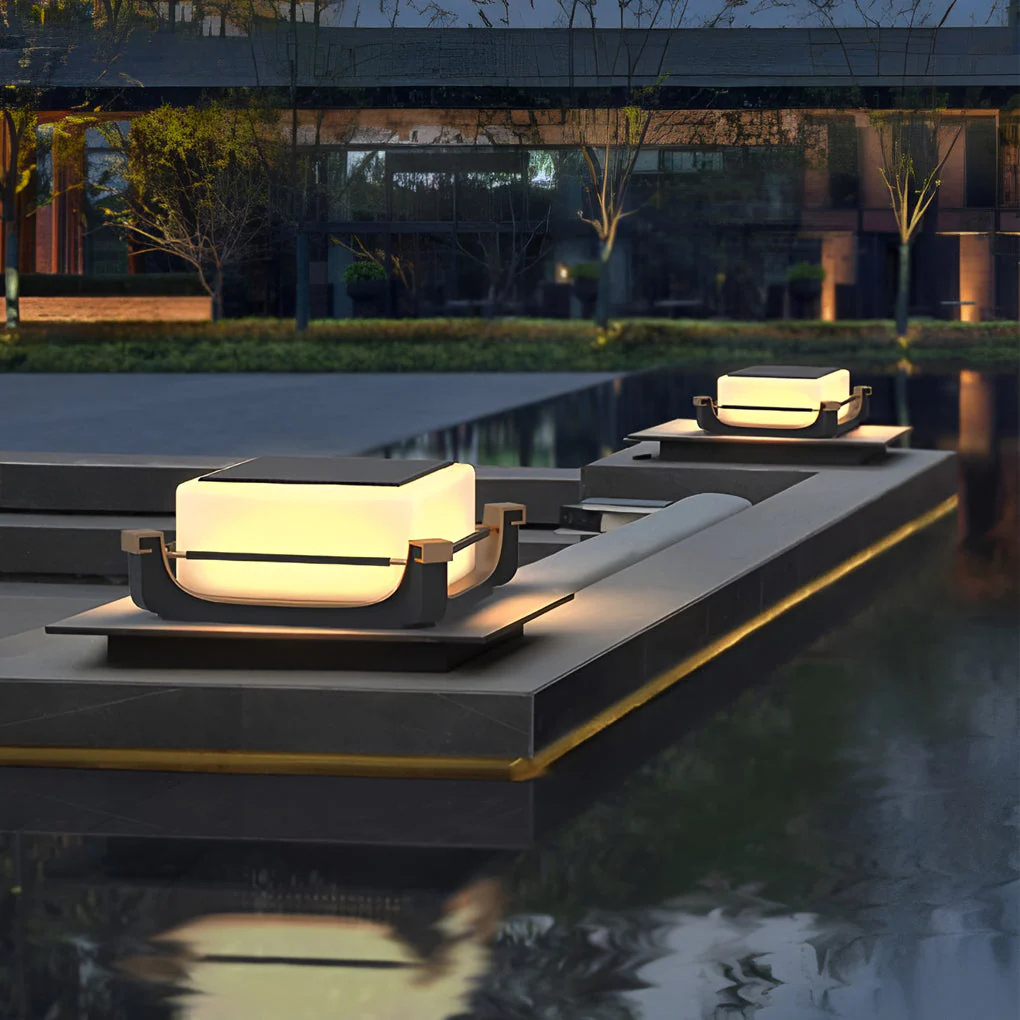 Oliver LED Modern Solar PC Outdoor Fence Post Lights - Image 6