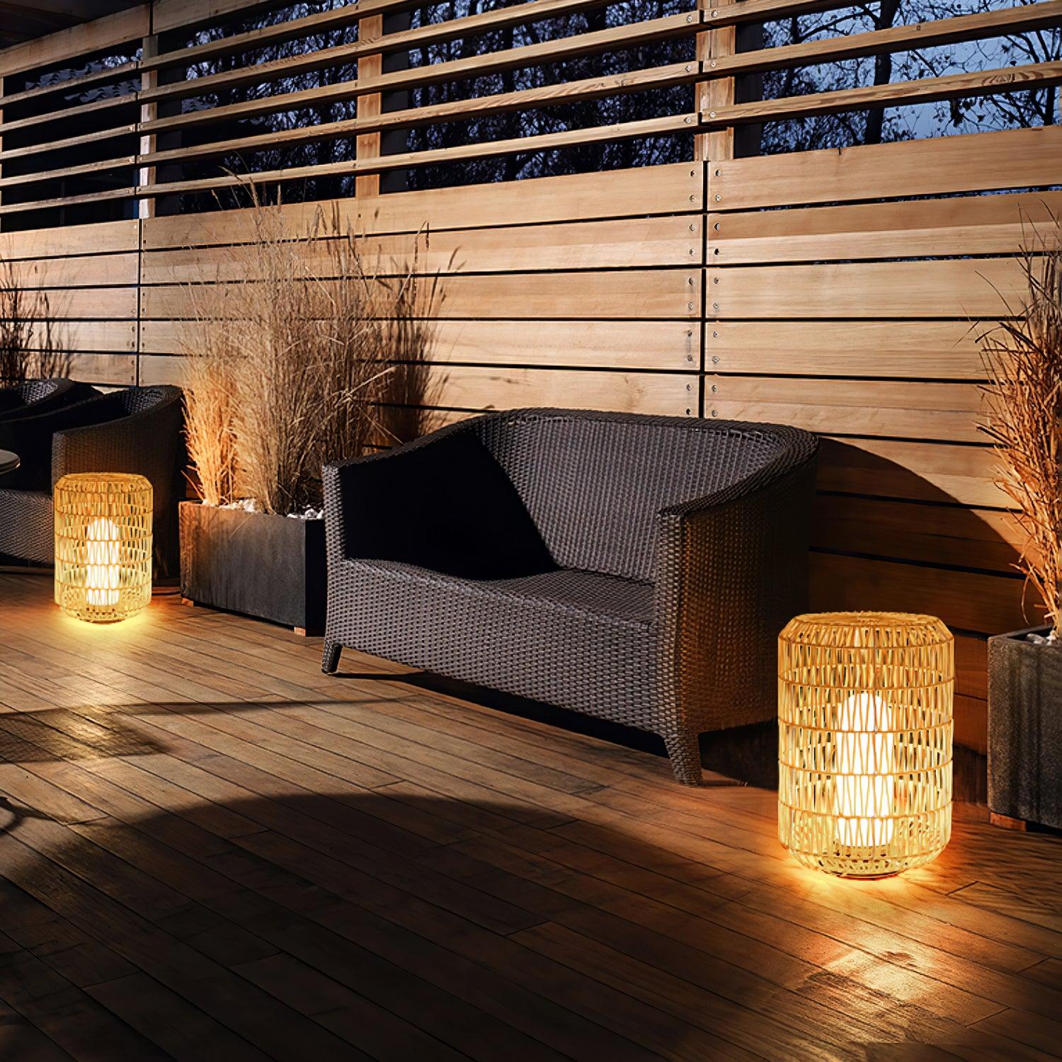 Oliver Vintage Outdoor Lighting - Image 11