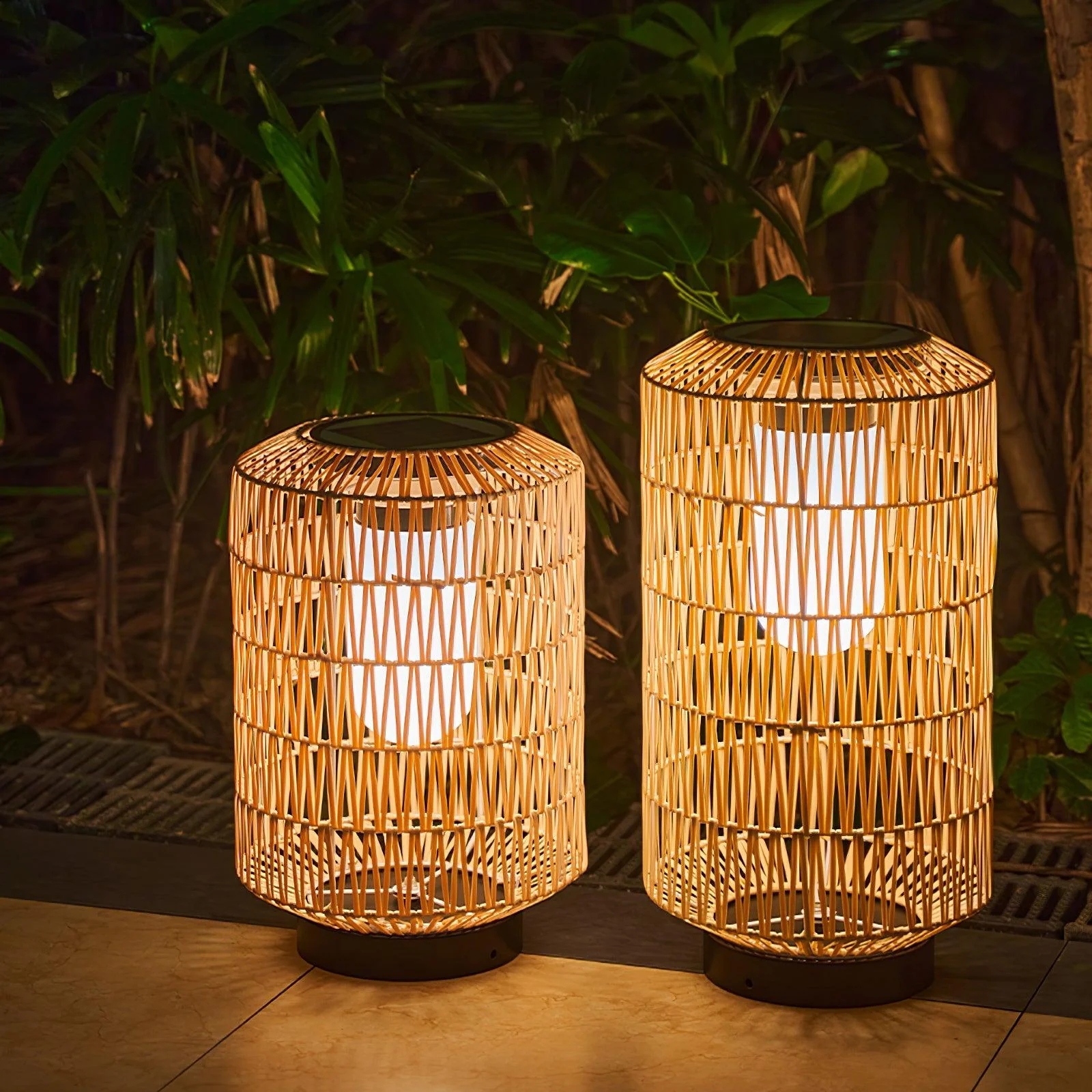 Oliver Vintage Outdoor Lighting - Image 23