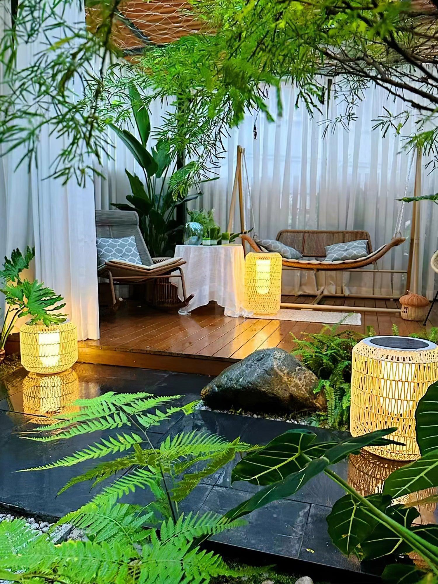 Oliver Vintage Outdoor Lighting - Image 24