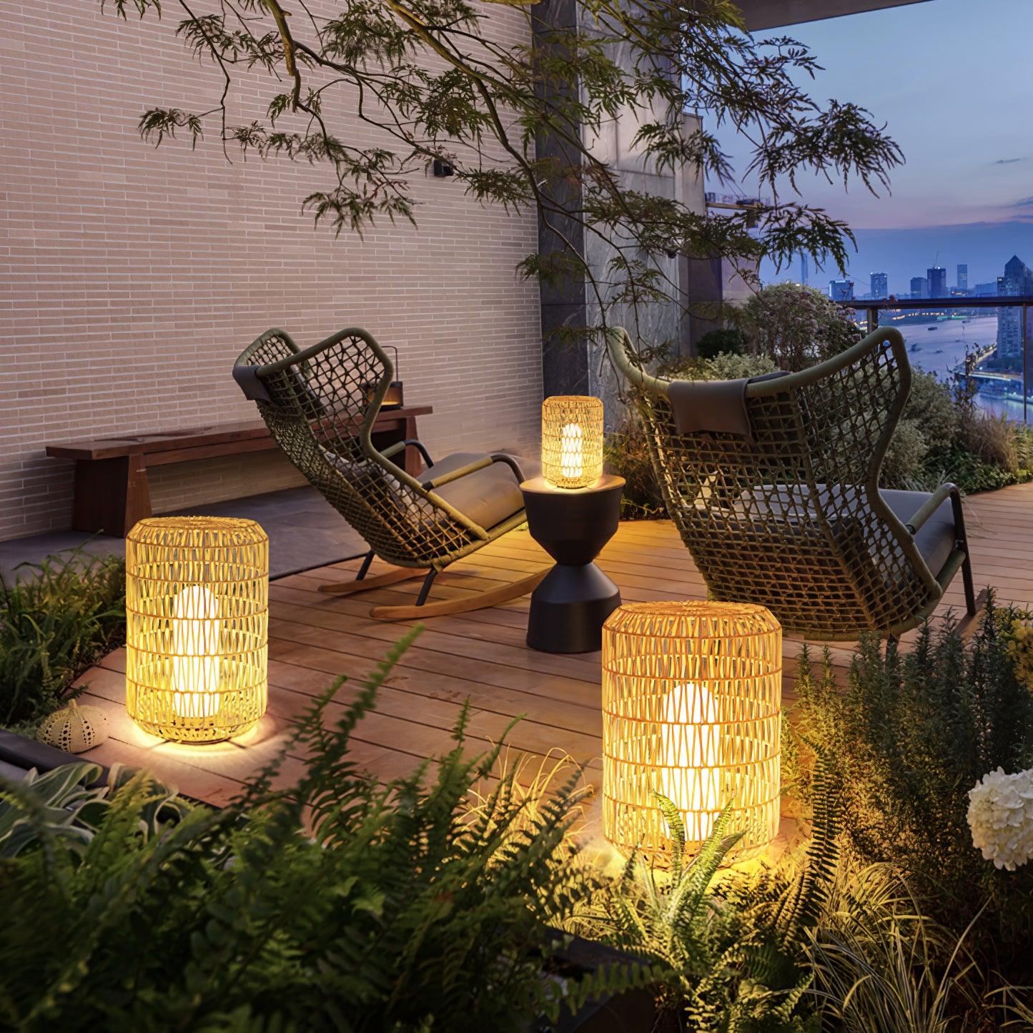 Oliver Vintage Outdoor Lighting - Image 28