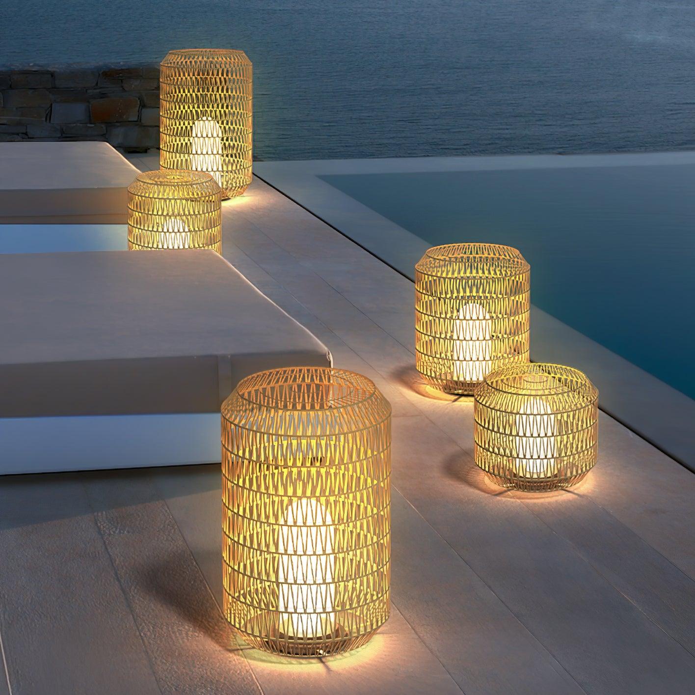 Oliver Vintage Outdoor Lighting - Image 35