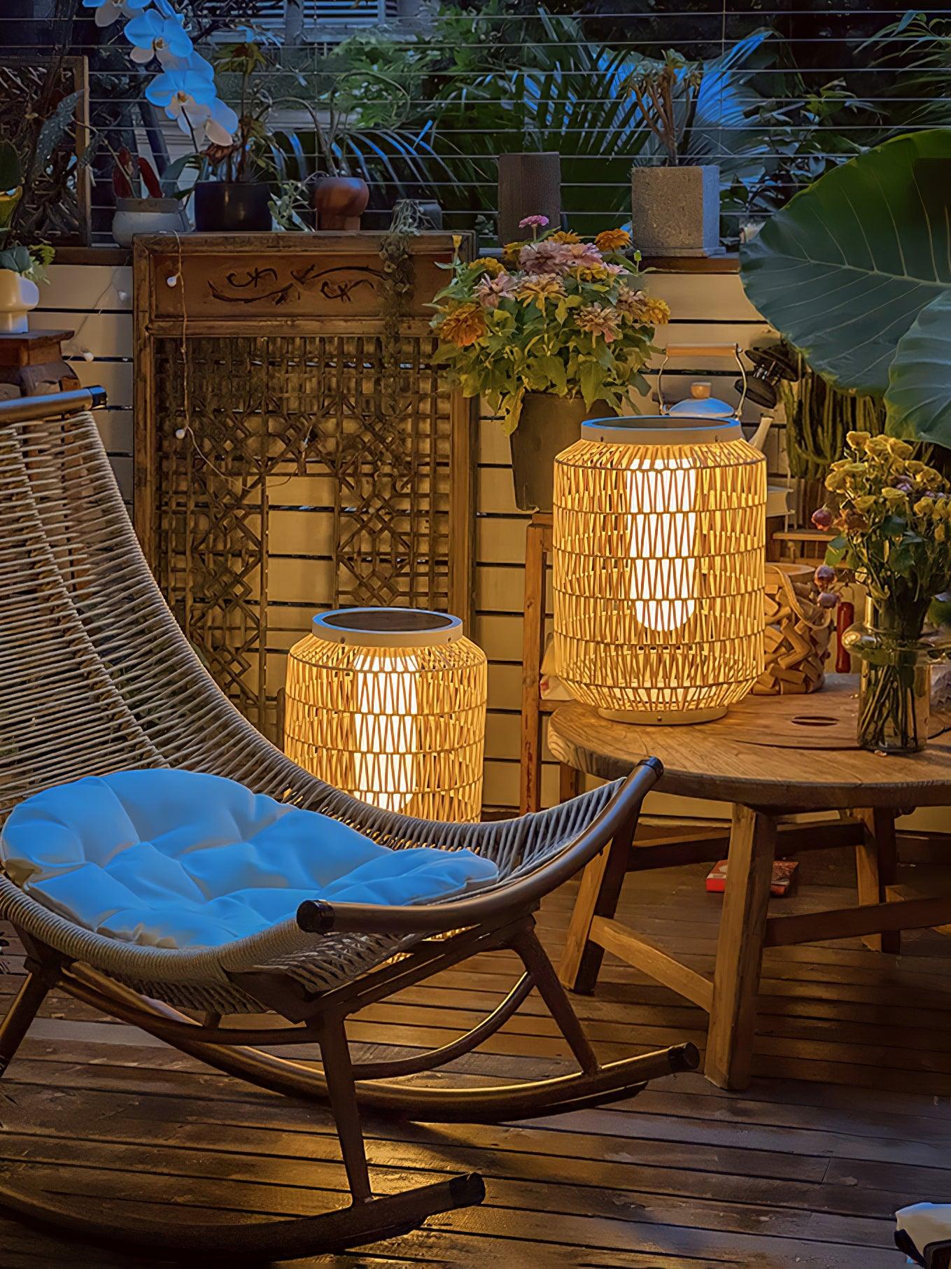 Oliver Vintage Outdoor Lighting - Image 52