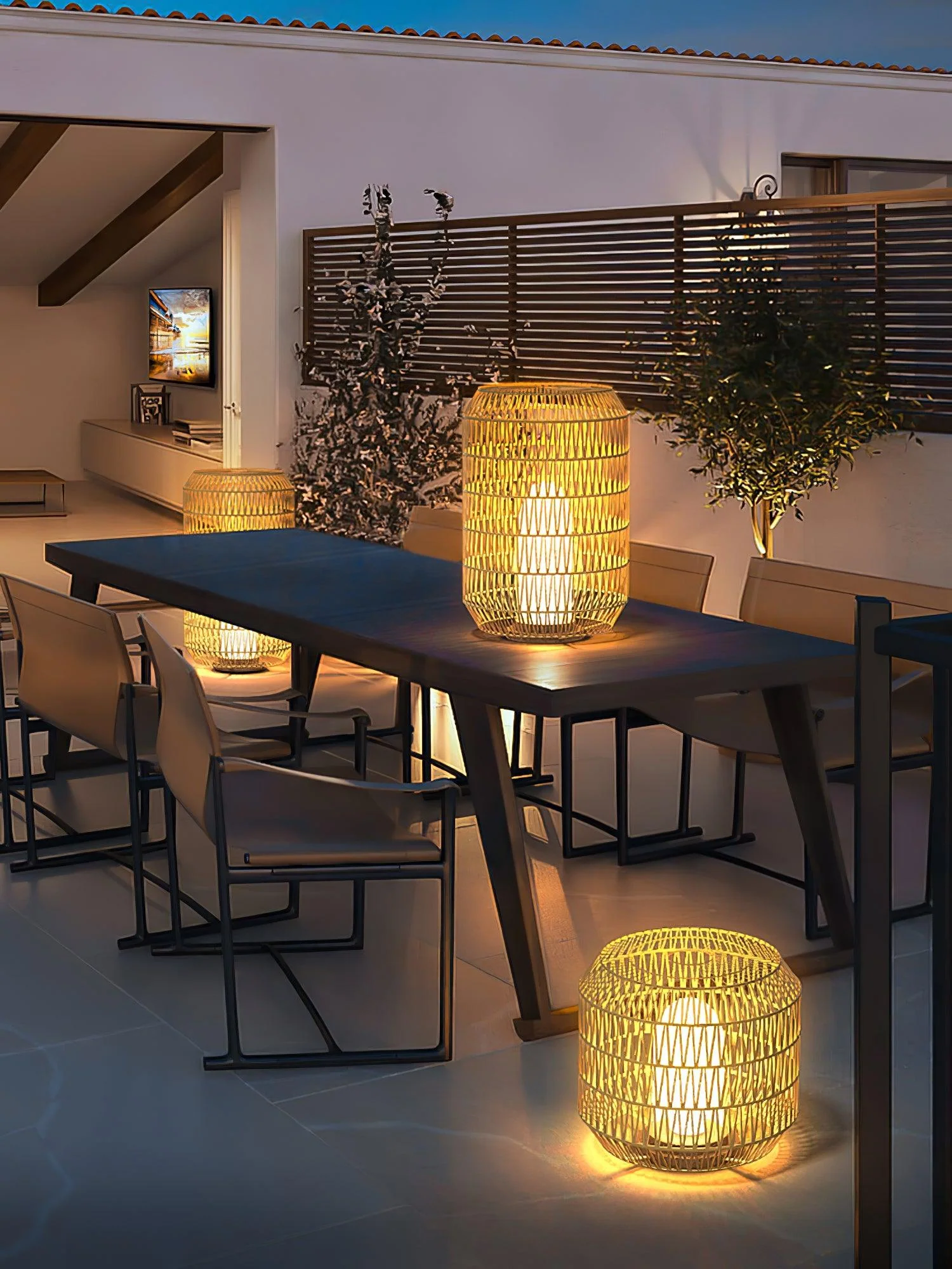 Oliver Vintage Outdoor Lighting - Image 6