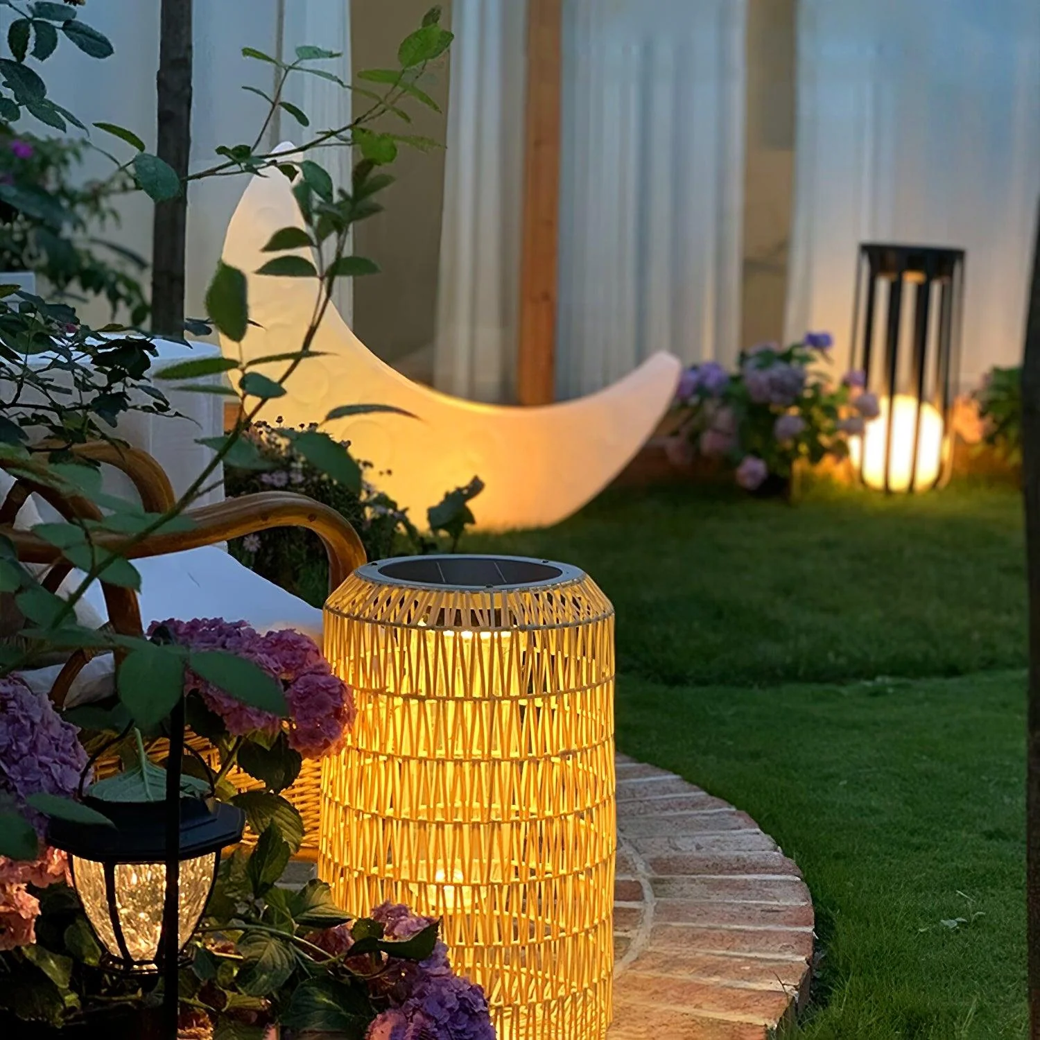 Oliver Vintage Outdoor Lighting - Image 62
